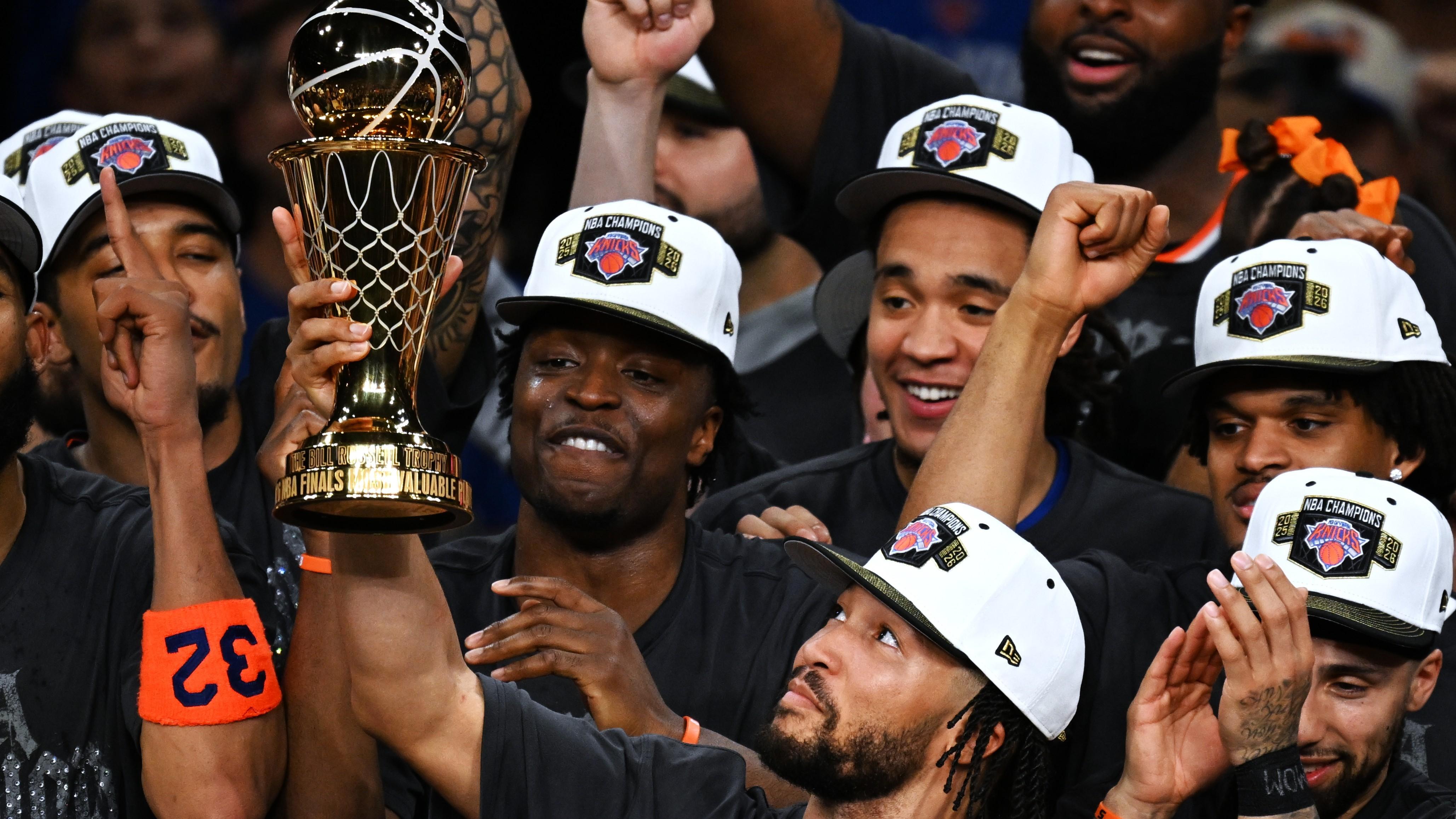 U.S.-SAN ANTONIO-BASKETBALL-NBA-FINALS-KNICKS VS SPURS U.S.-SAN ANTONIO-BASKETBALL-NBA-FINALS-KNICKS VS SPURS