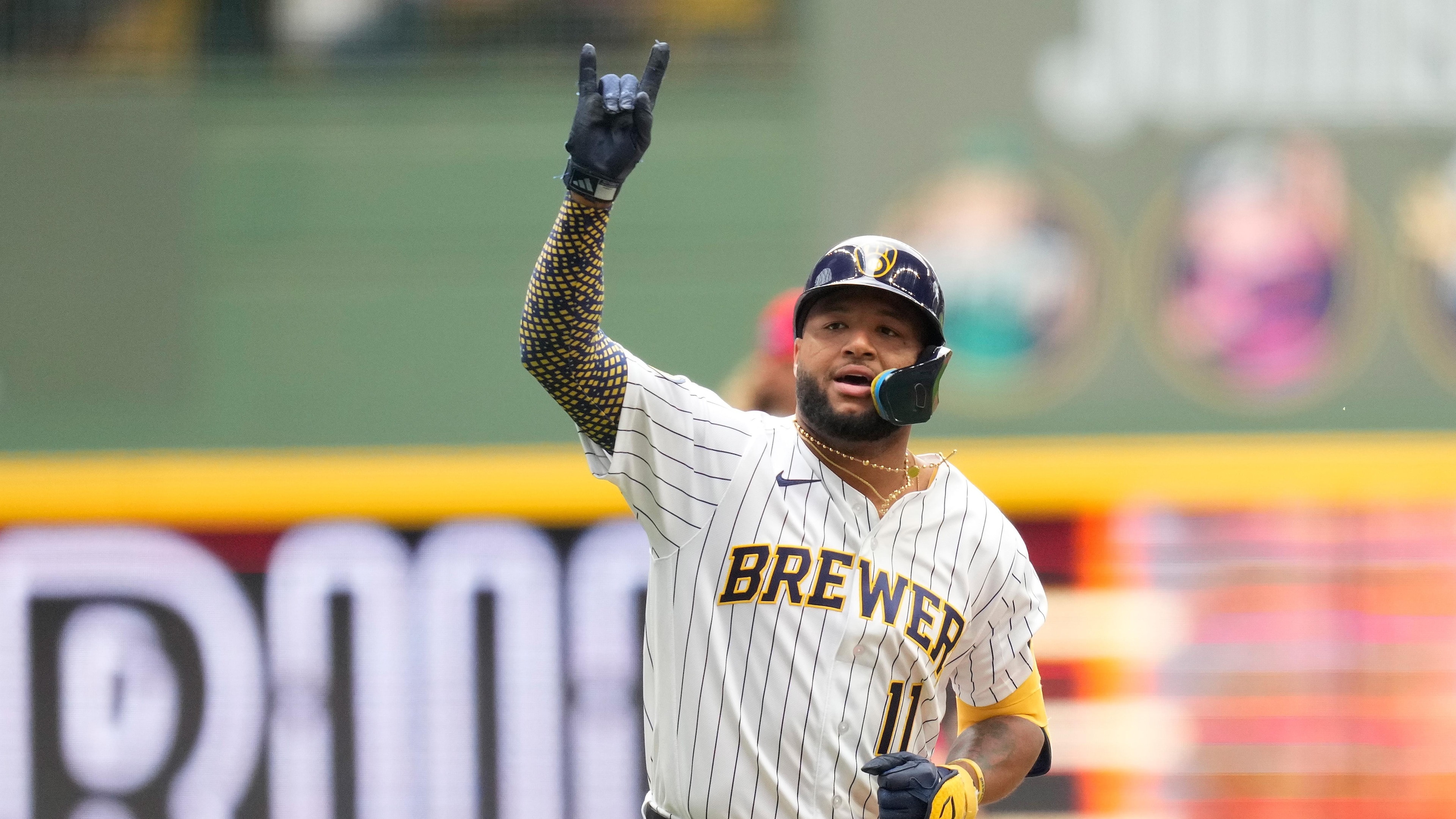 Philadelphia Phillies v Milwaukee Brewers