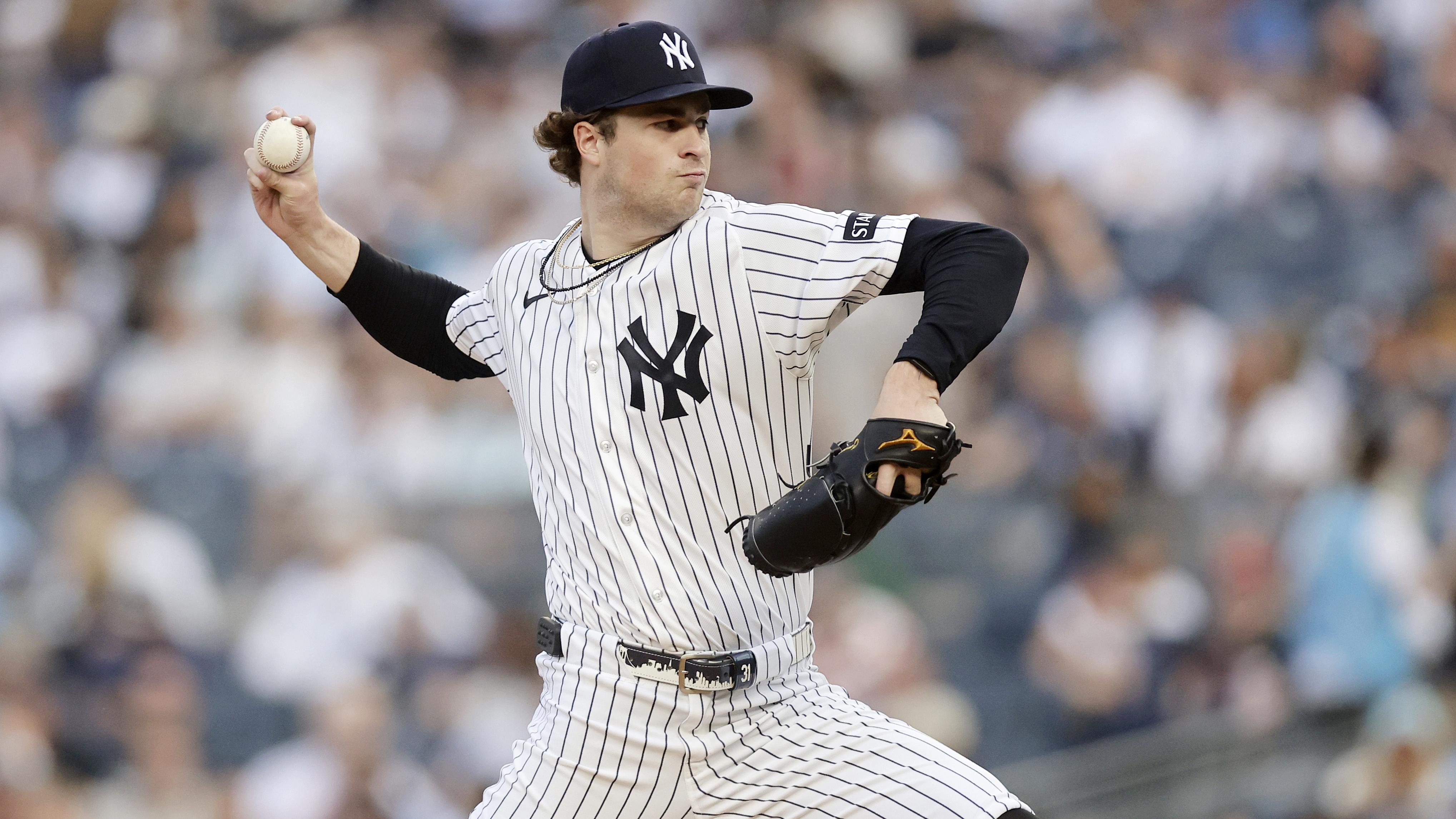 Cincinnati Reds v New York Yankees