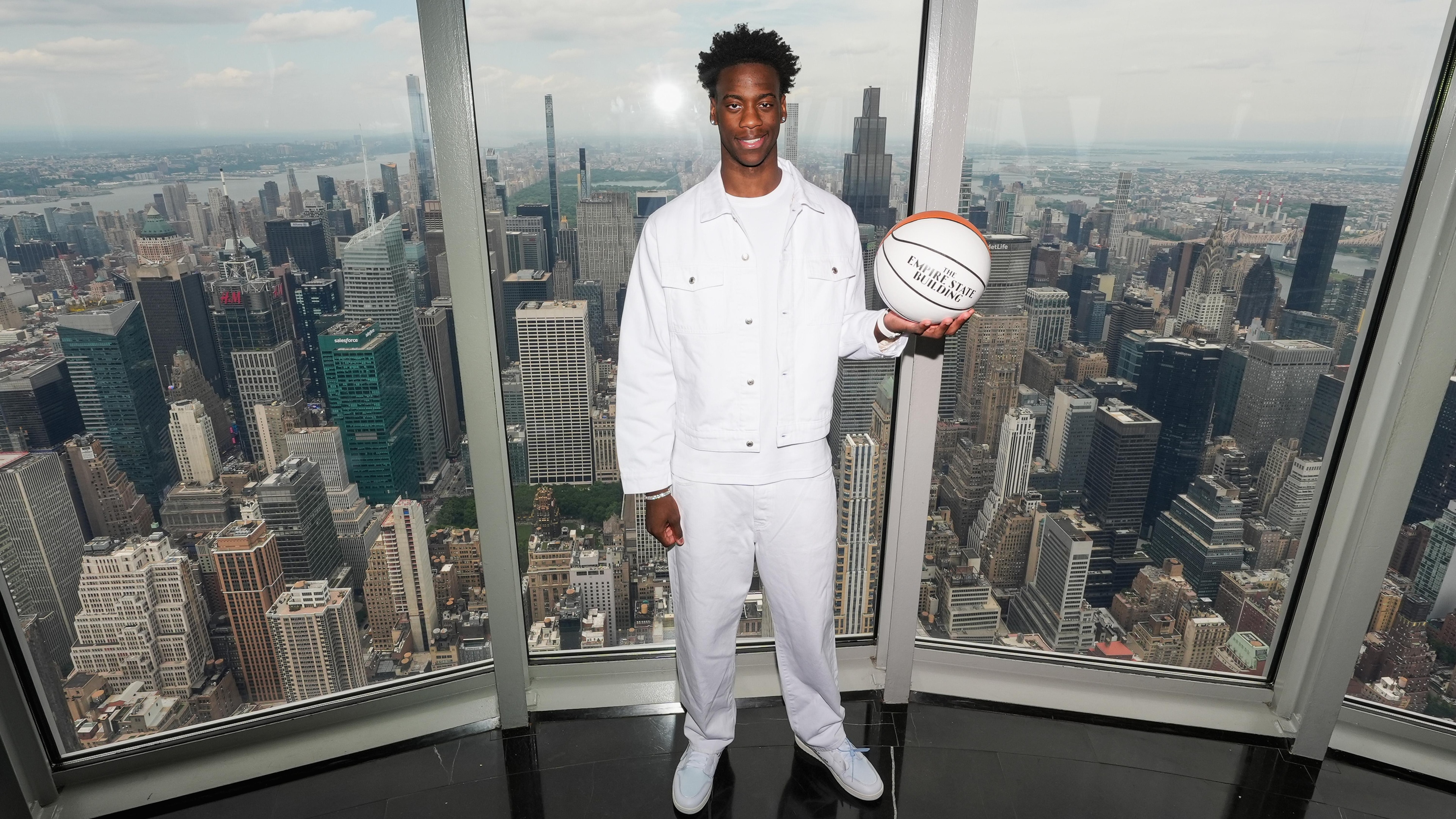 AJ Dybantsa Visits the Empire State Building