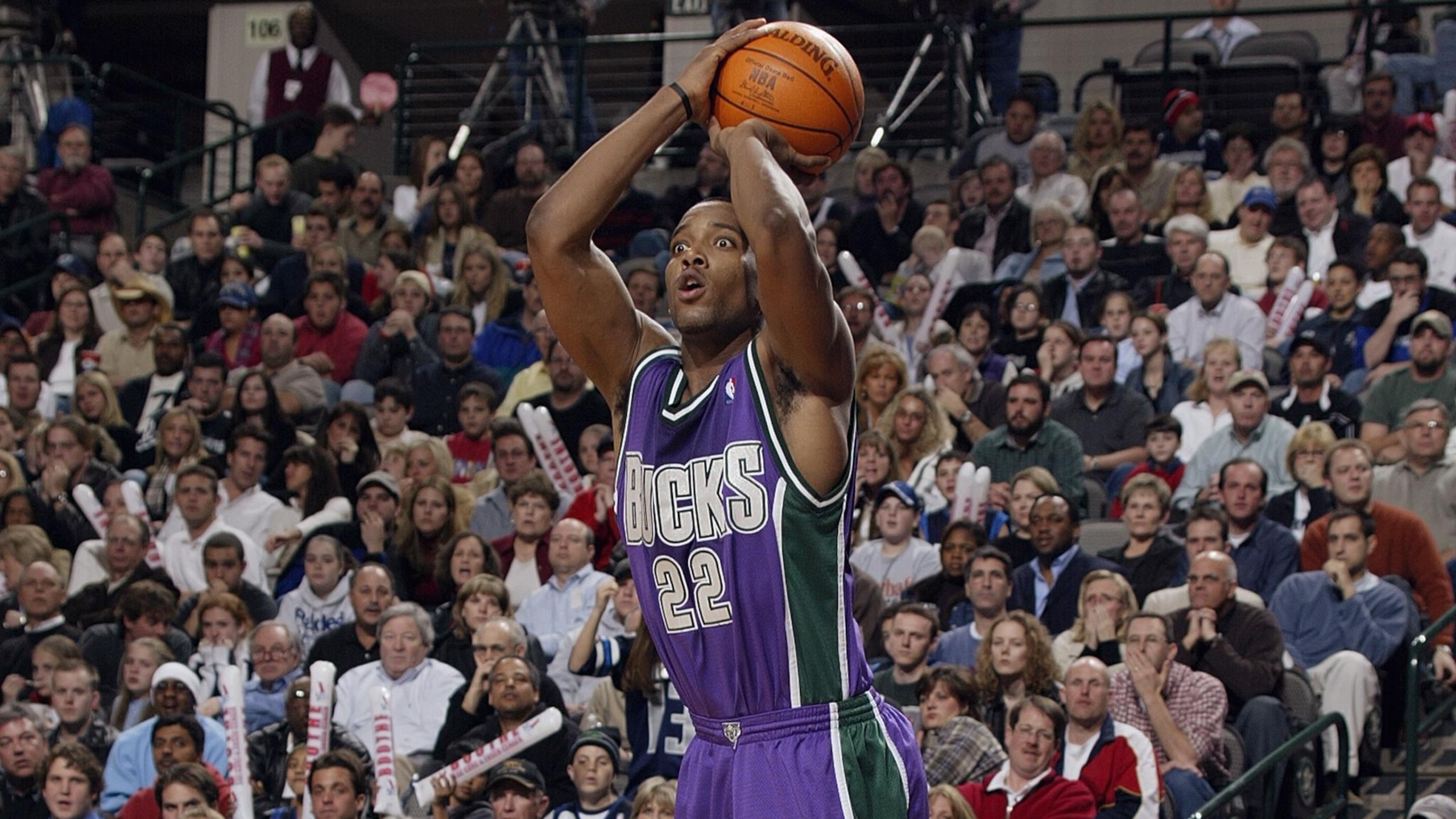 Bucks v Mavericks Bucks v Mavericks