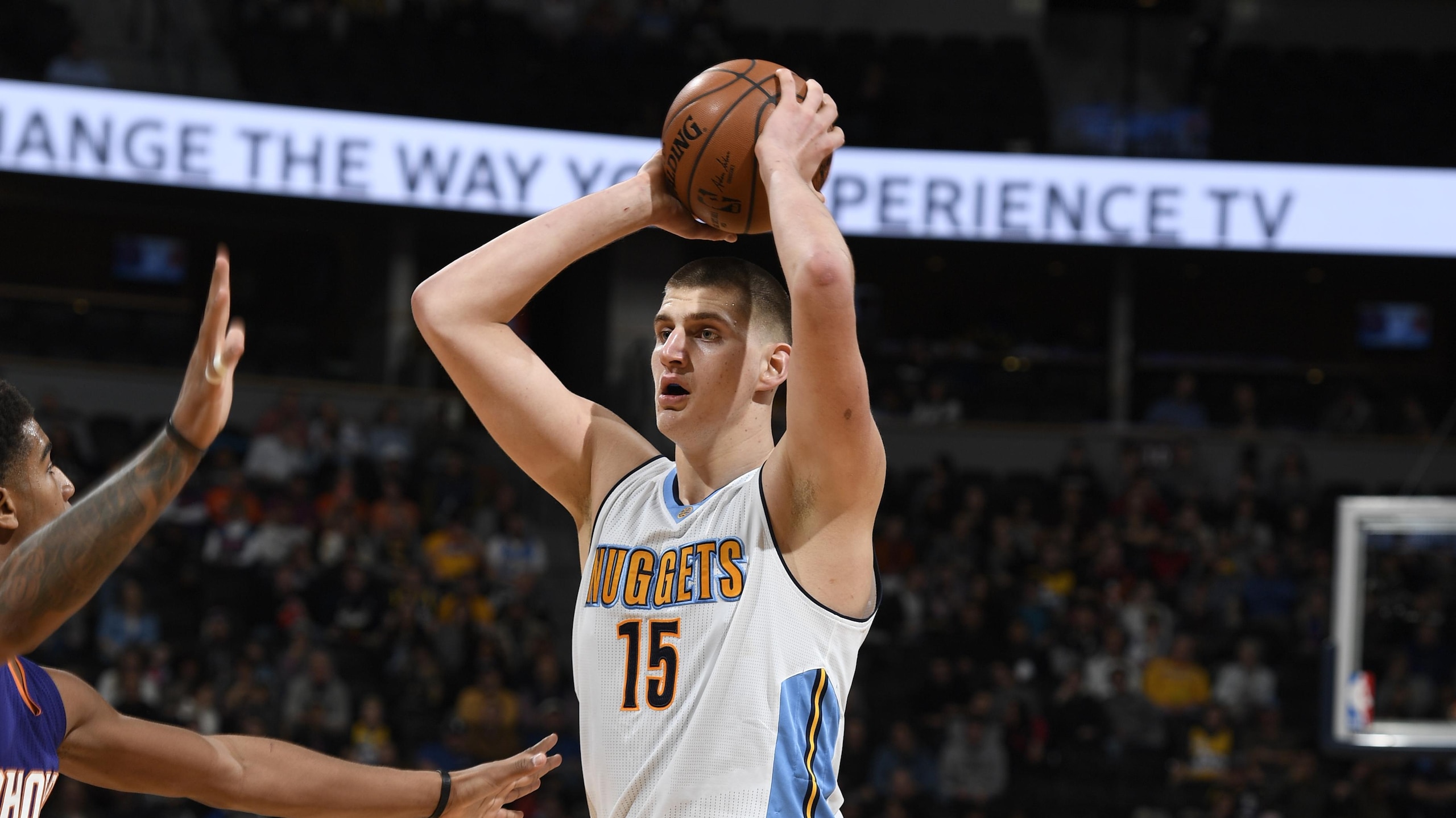 Denver Nuggets versus the Phoenix Suns Denver Nuggets versus the Phoenix Suns