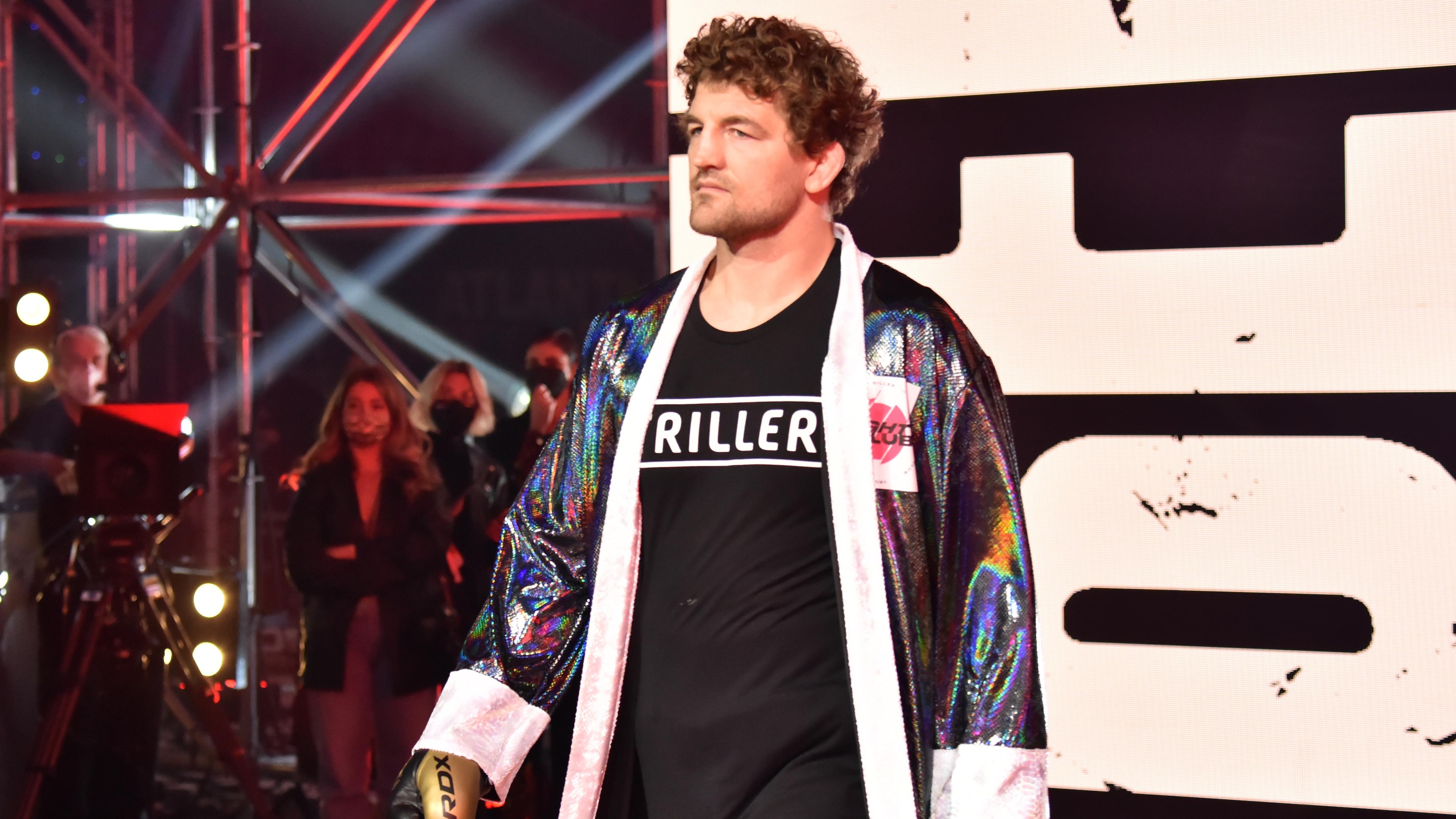 Ben Askren wrestles 1 year after double lung transplant surgery Ben Askren wrestles 1 year after double lung transplant surgery