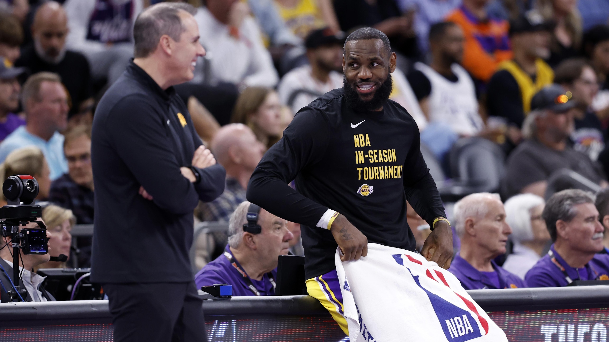 Los Angeles Lakers v Phoenix Suns