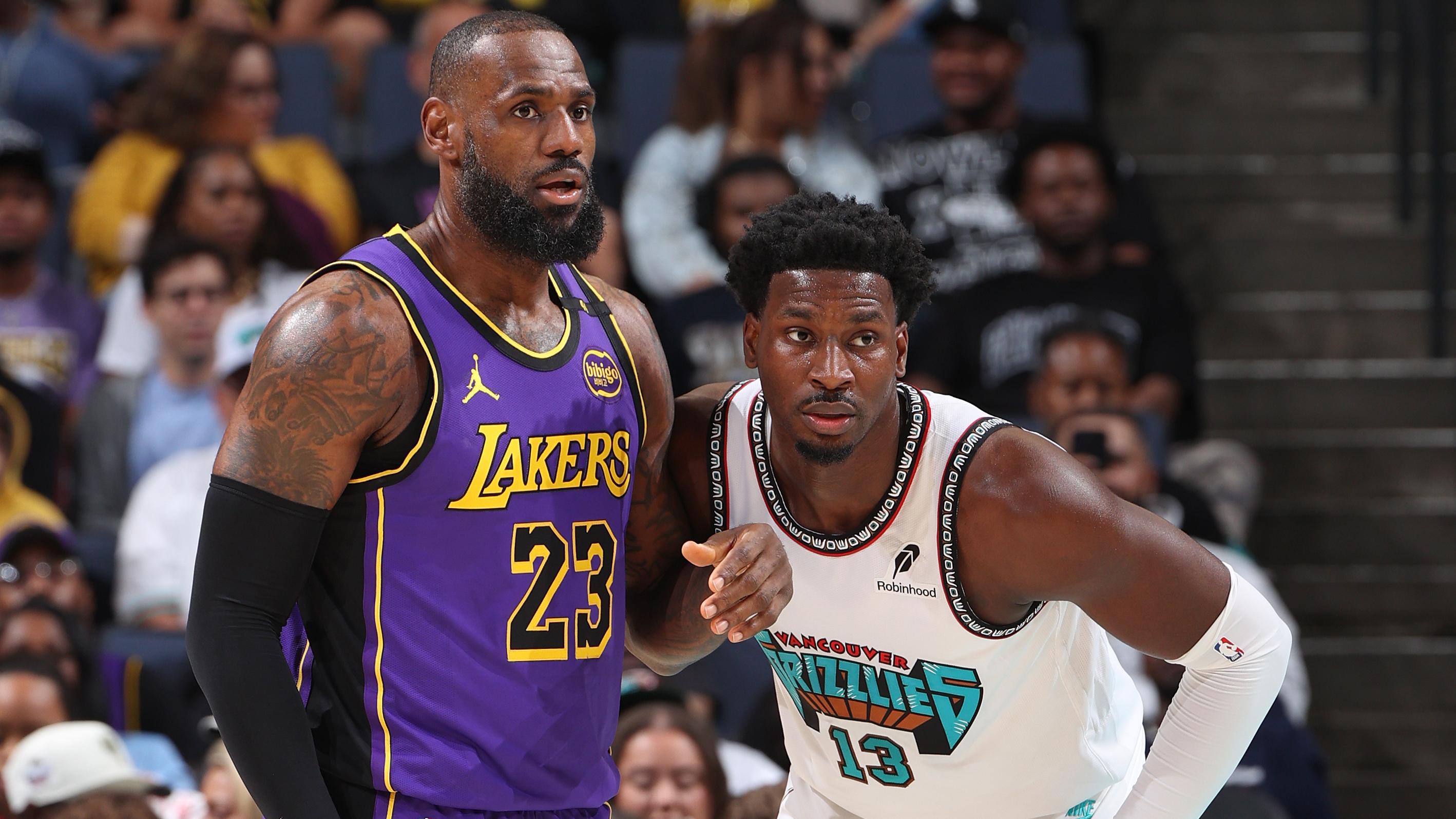Los Angeles Lakers v Memphis Grizzlies