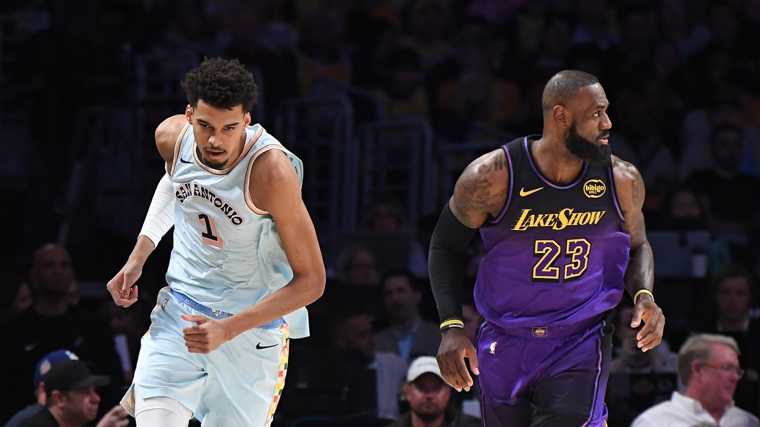 San Antonio Spurs v Los Angeles Lakers