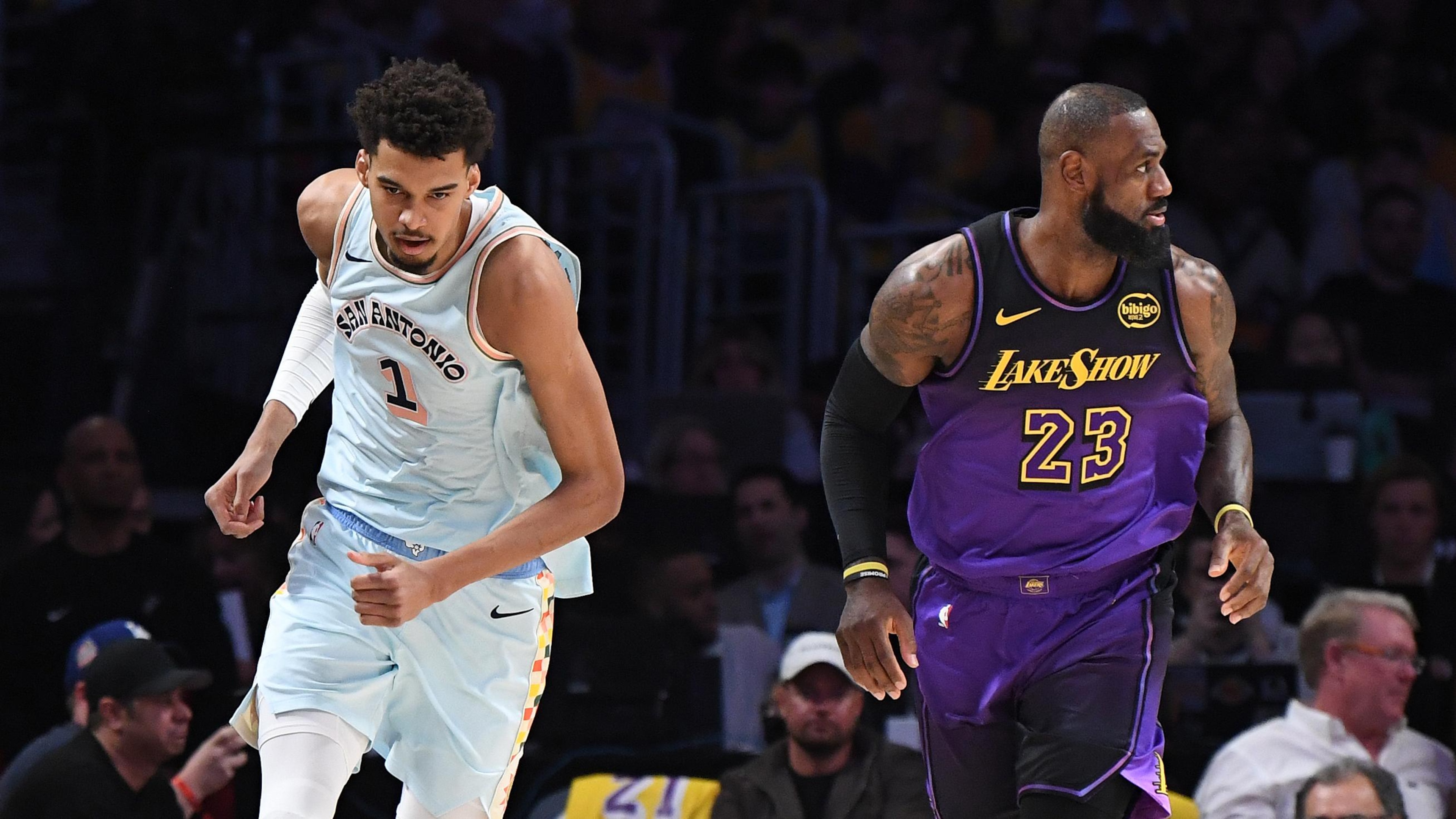San Antonio Spurs v Los Angeles Lakers San Antonio Spurs v Los Angeles Lakers