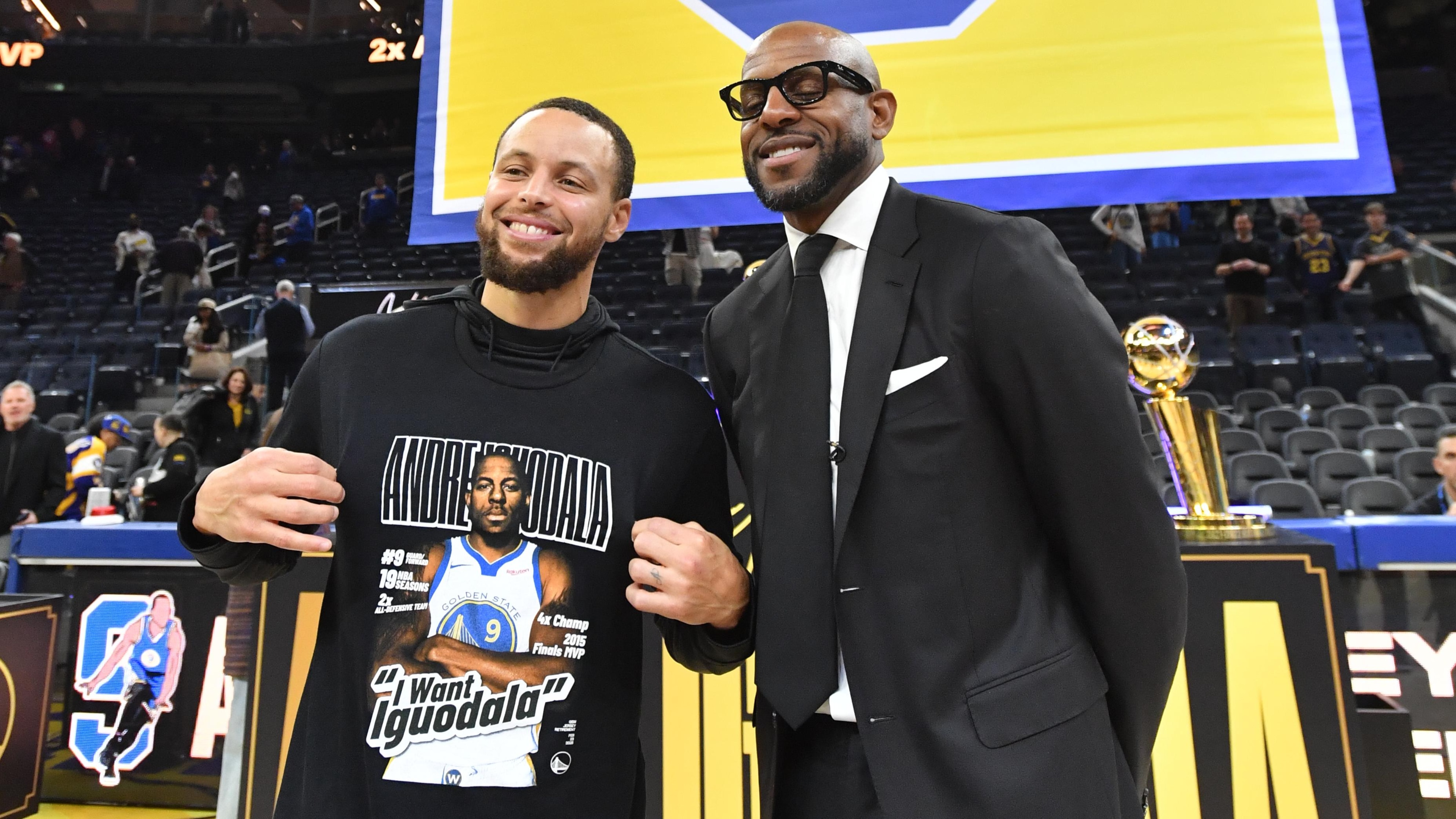 Dallas Mavericks v Golden State Warriors