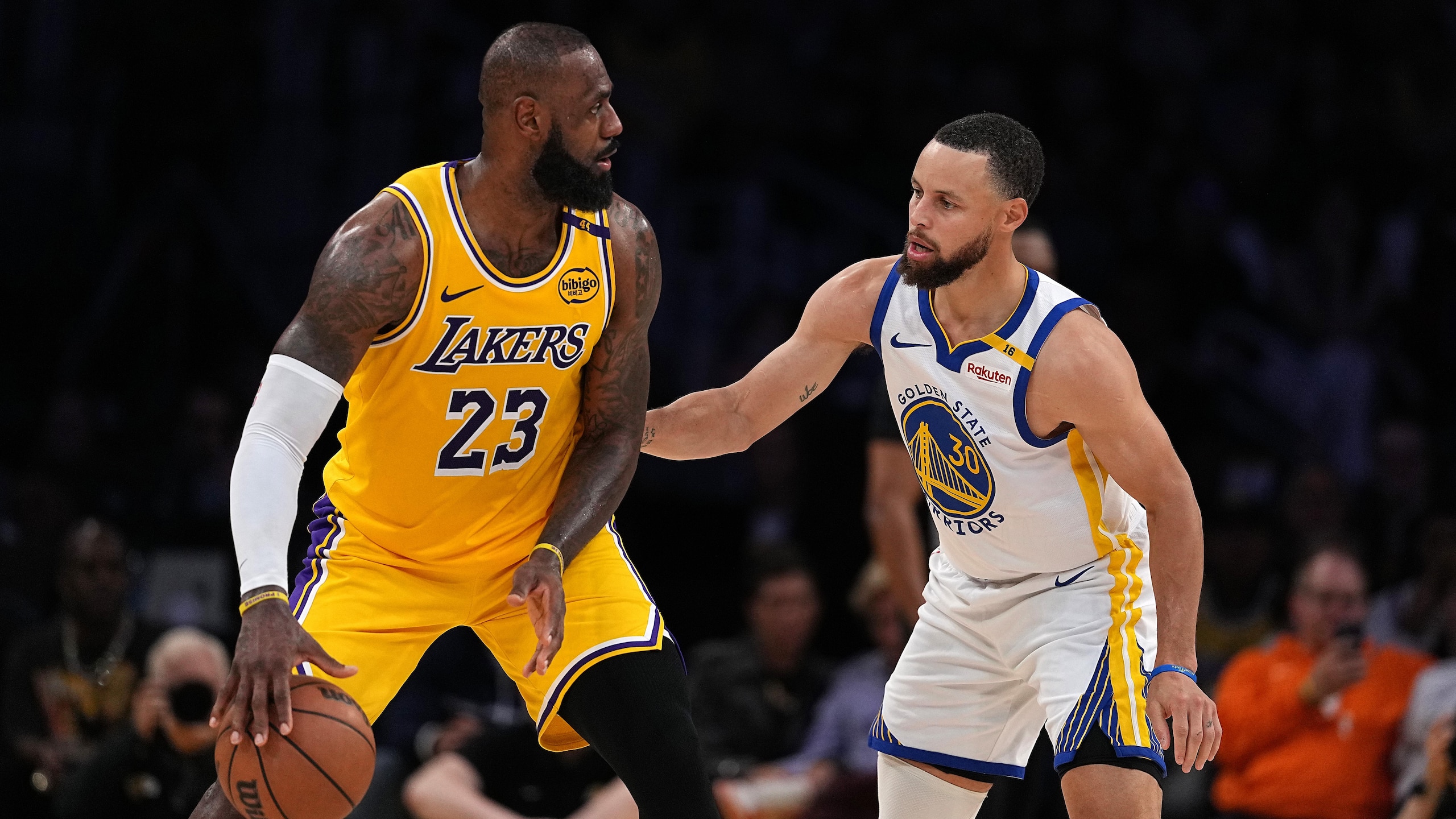 Golden State Warriors v Los Angeles Lakers