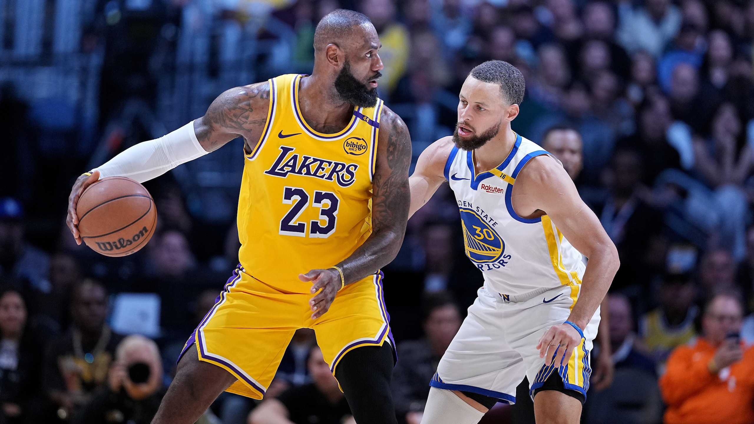 Golden State Warriors v Los Angeles Lakers Golden State Warriors v Los Angeles Lakers