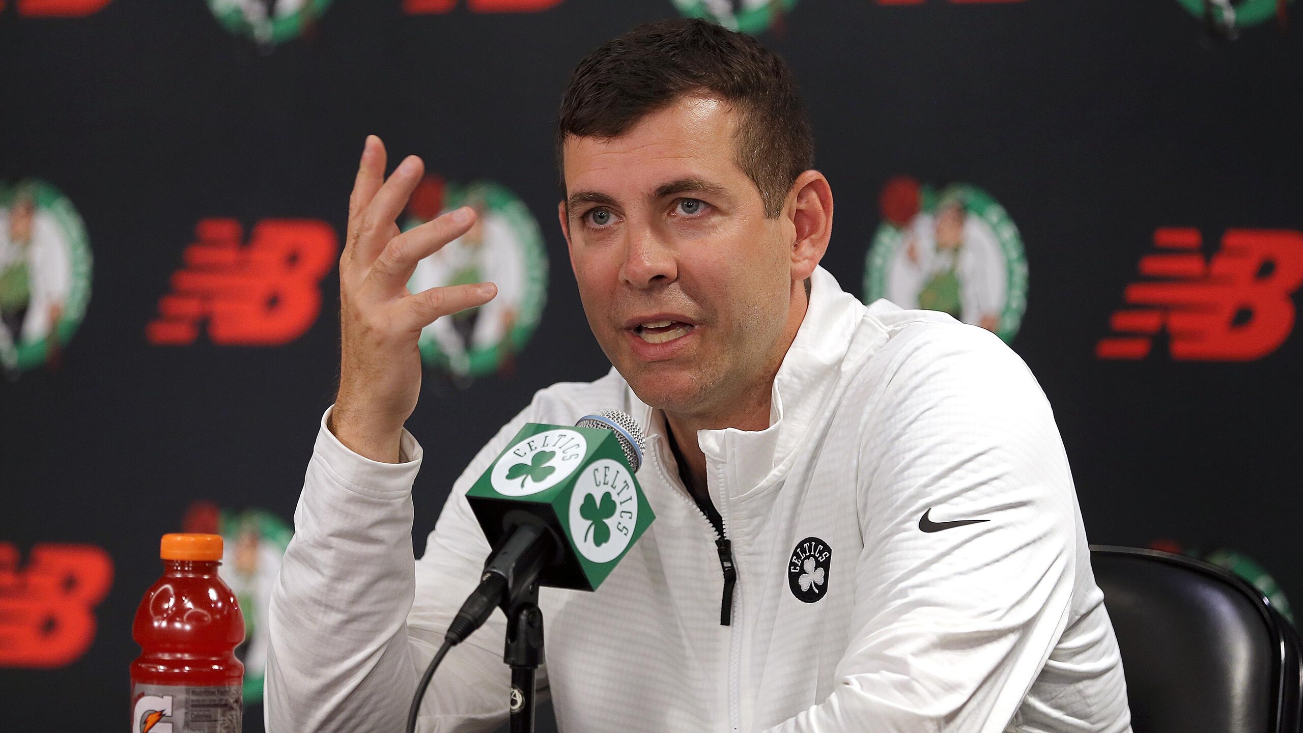 Brad Stevens says Al Horford is 'unlikely' to return to Celtics, talks Jrue Holiday, Kristaps Porzingis departures Brad Stevens says Al Horford is 'unlikely' to return to Celtics, talks Jrue Holiday, Kristaps Porzingis departures