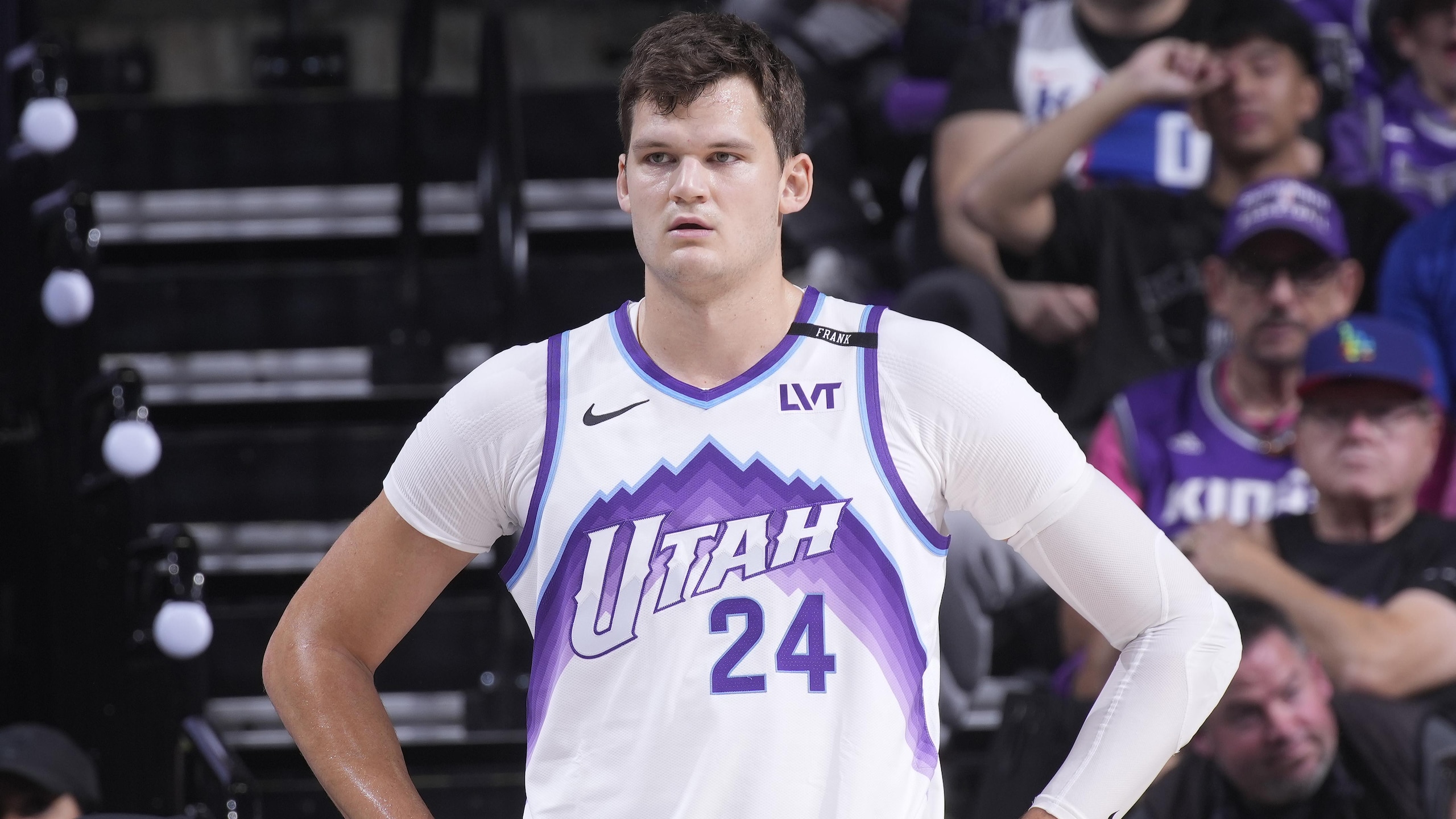 Utah Jazz v Sacramento Kings