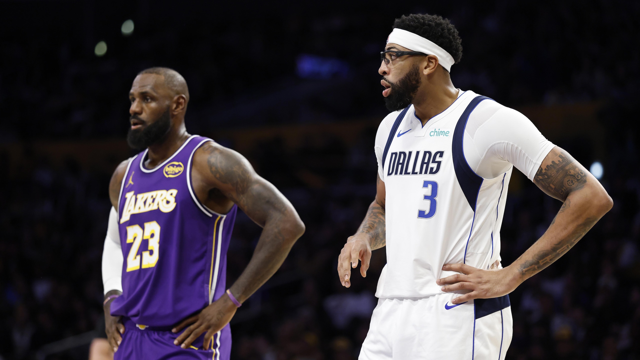 Dallas Mavericks v Los Angeles Lakers