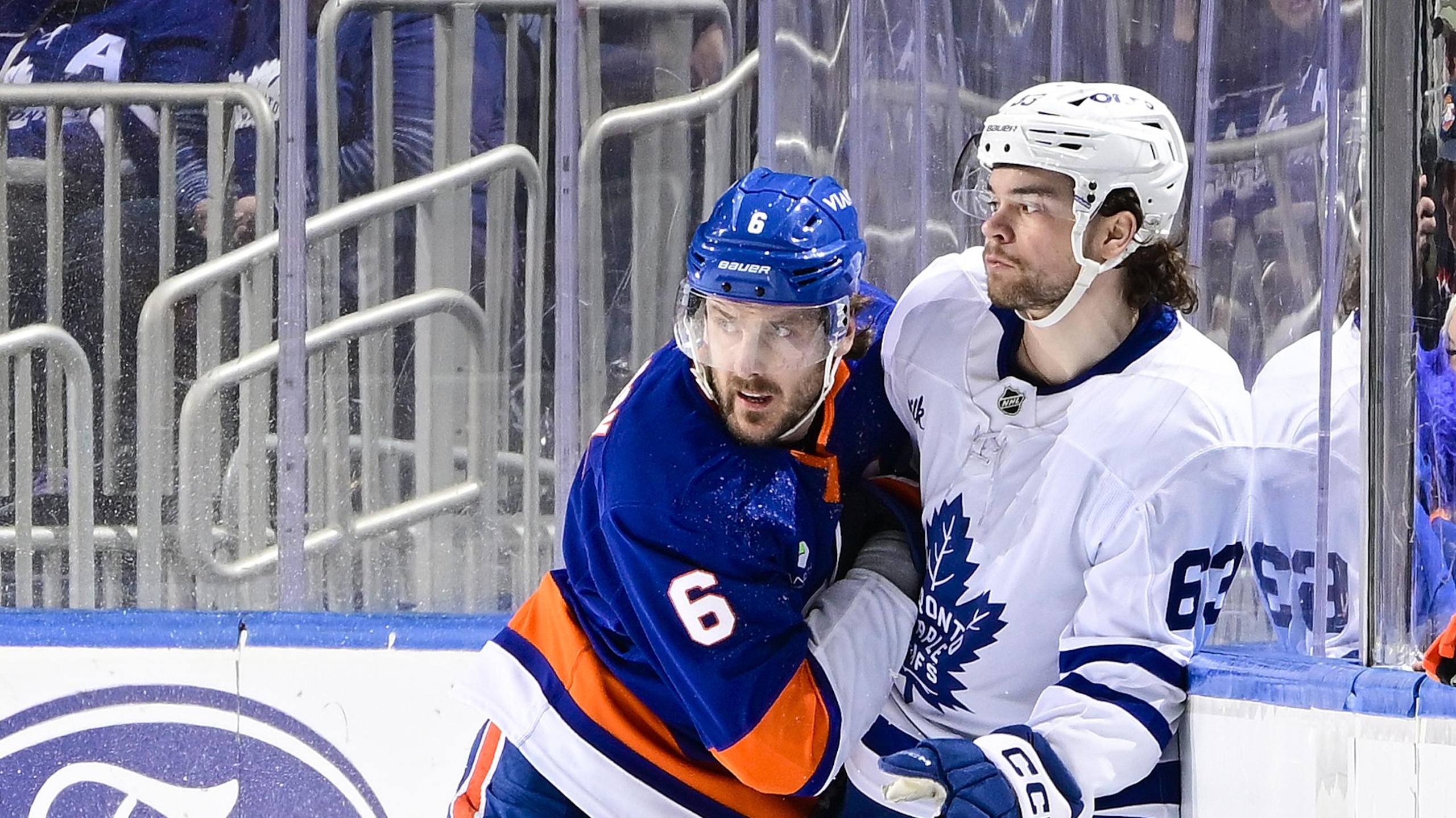 Toronto Maple Leafs v New York Islanders