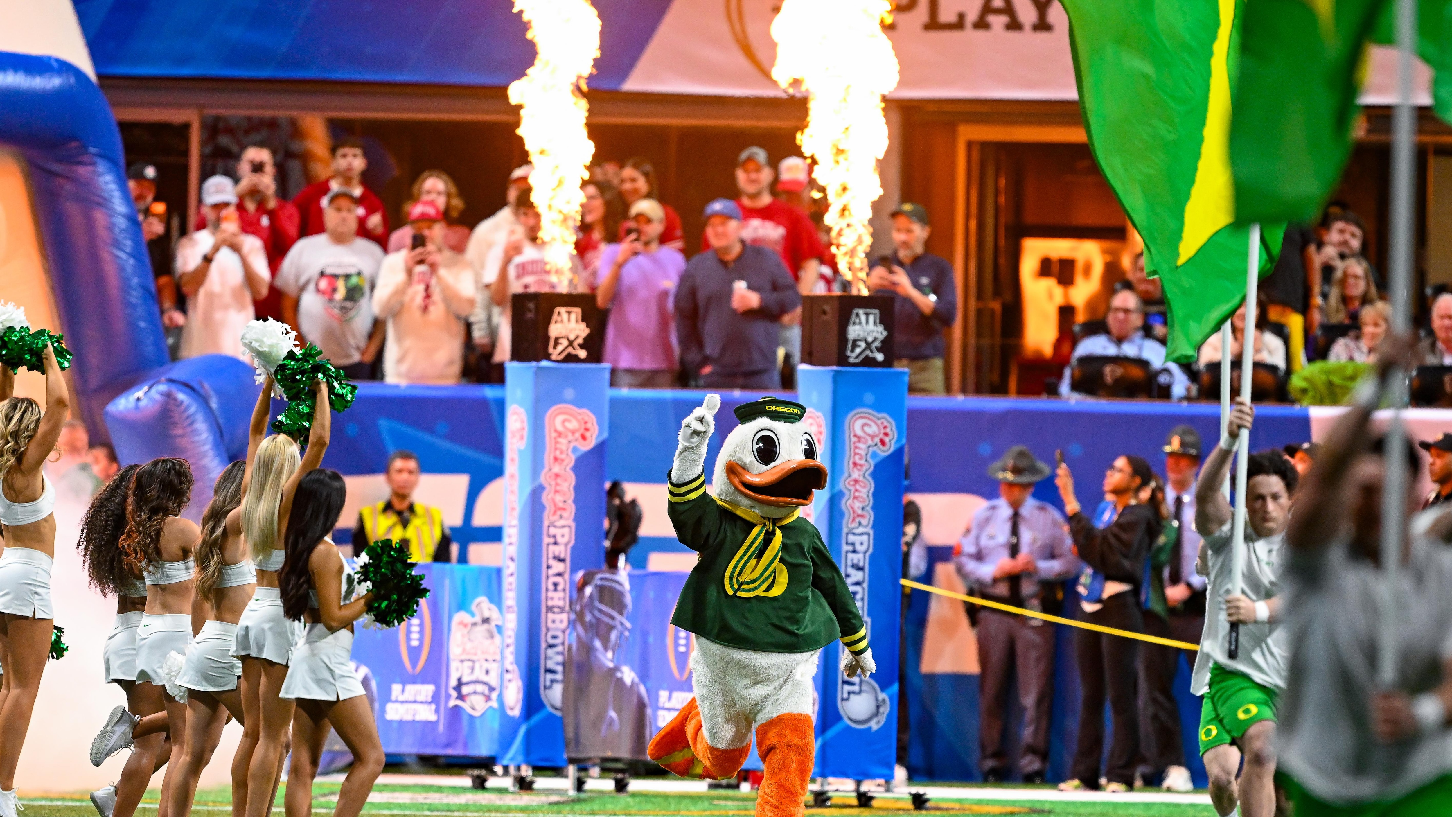 COLLEGE FOOTBALL: JAN 09 College Football Playoff Semifinal at the Chick-fil-A Peach Bowl Indiana vs Oregon COLLEGE FOOTBALL: JAN 09 College Football Playoff Semifinal at the Chick-fil-A Peach Bowl Indiana vs Oregon