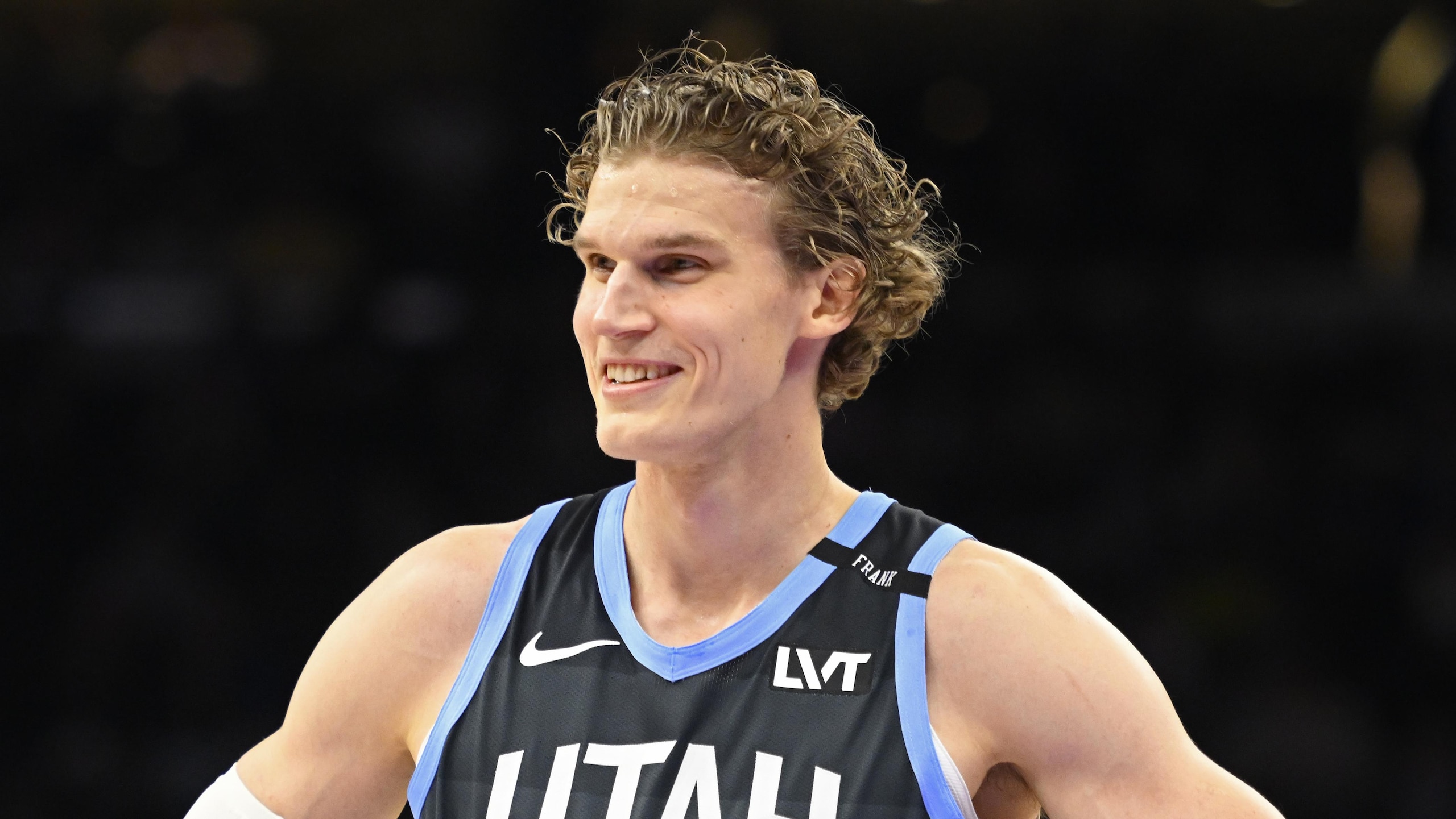 Dallas Mavericks v Utah Jazz Dallas Mavericks v Utah Jazz