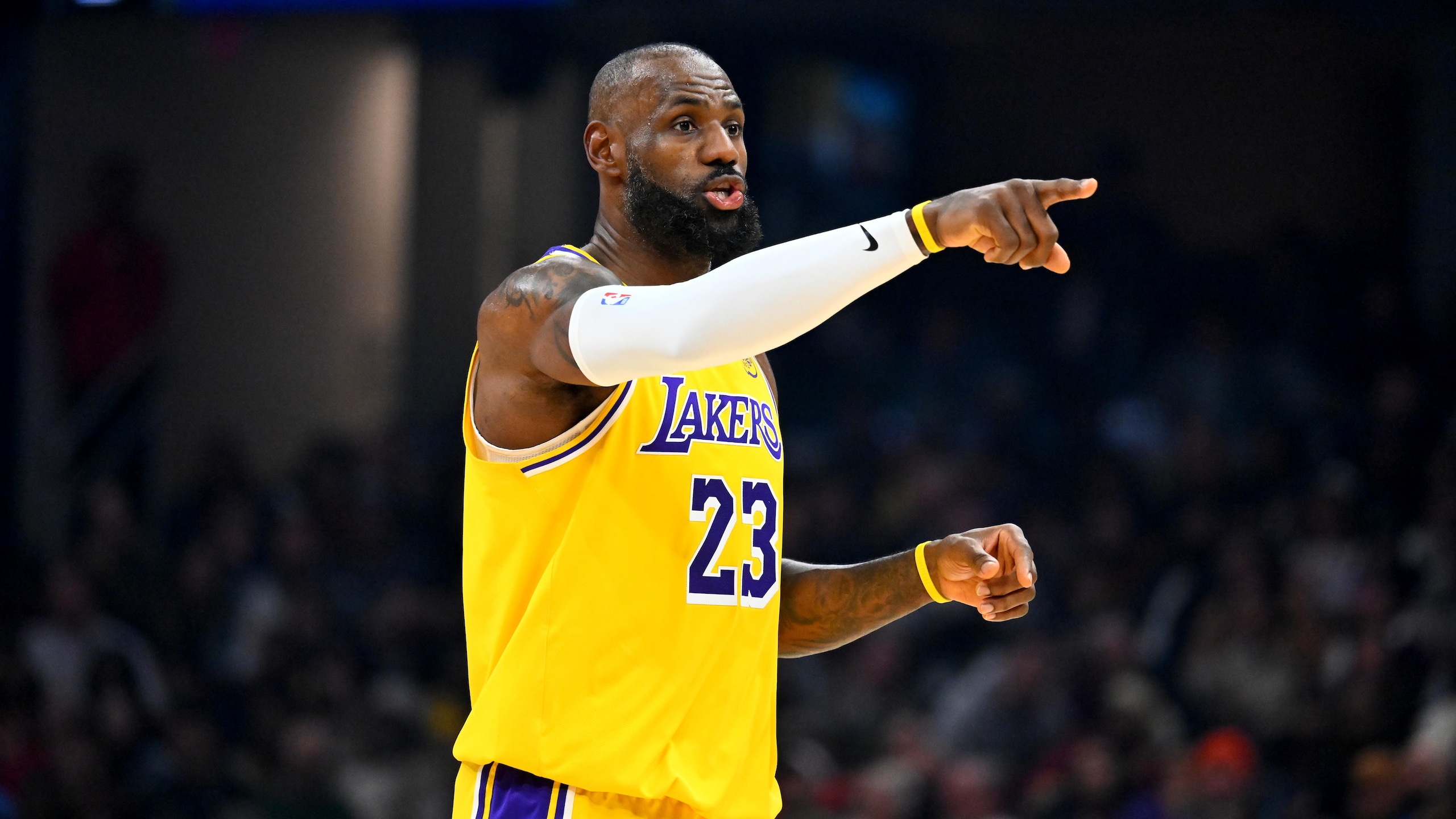 Los Angeles Lakers v Cleveland Cavaliers