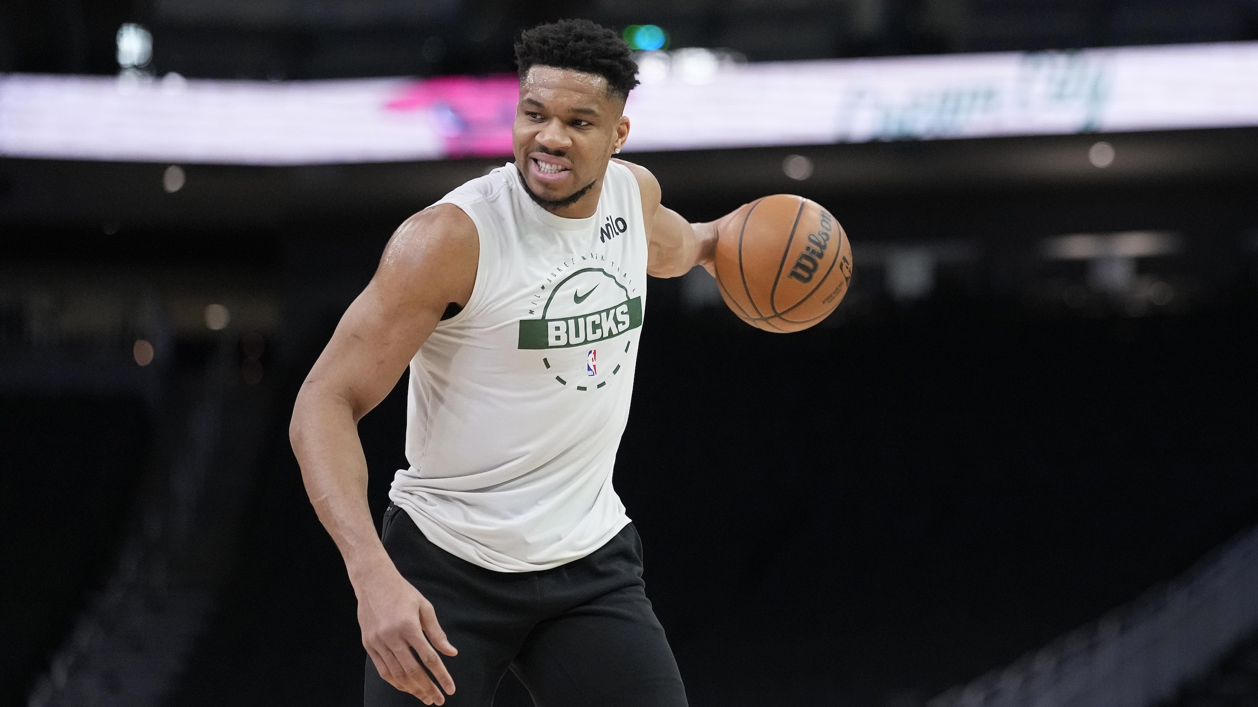 Chicago Bulls v Milwaukee Bucks