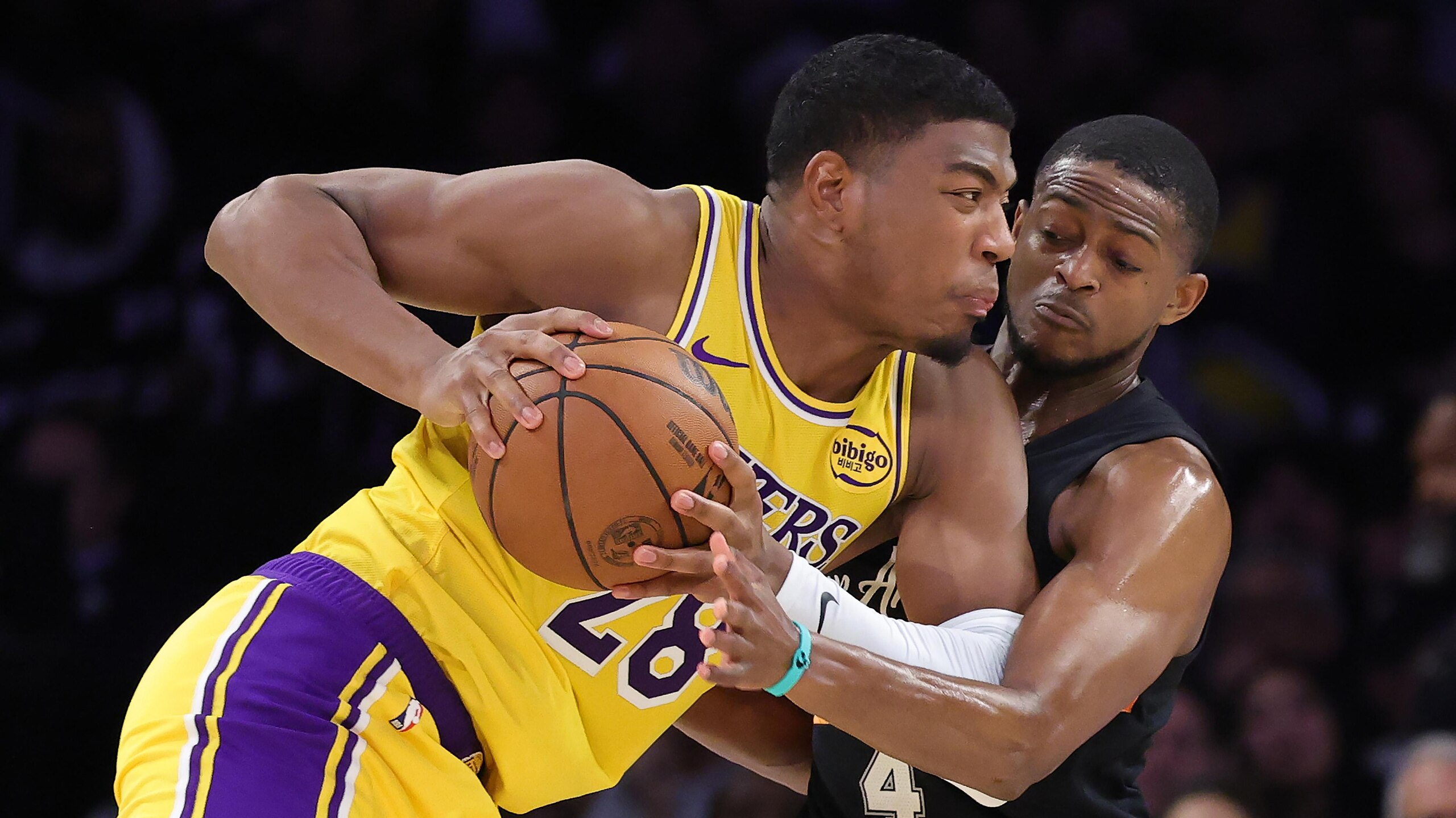 San Antonio Spurs v Los Angeles Lakers San Antonio Spurs v Los Angeles Lakers