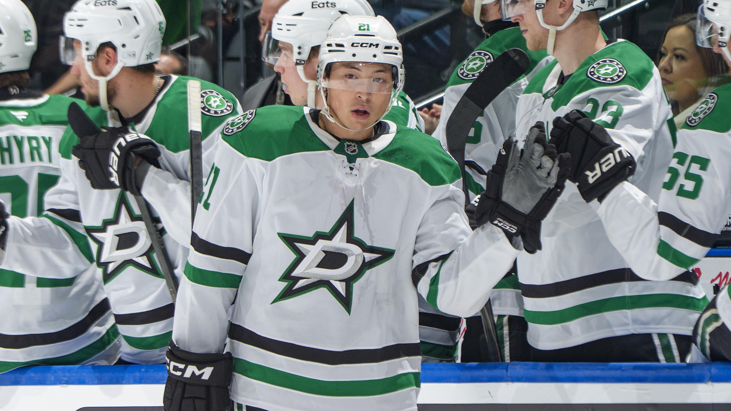 Dallas Stars v Vancouver Canucks Dallas Stars v Vancouver Canucks