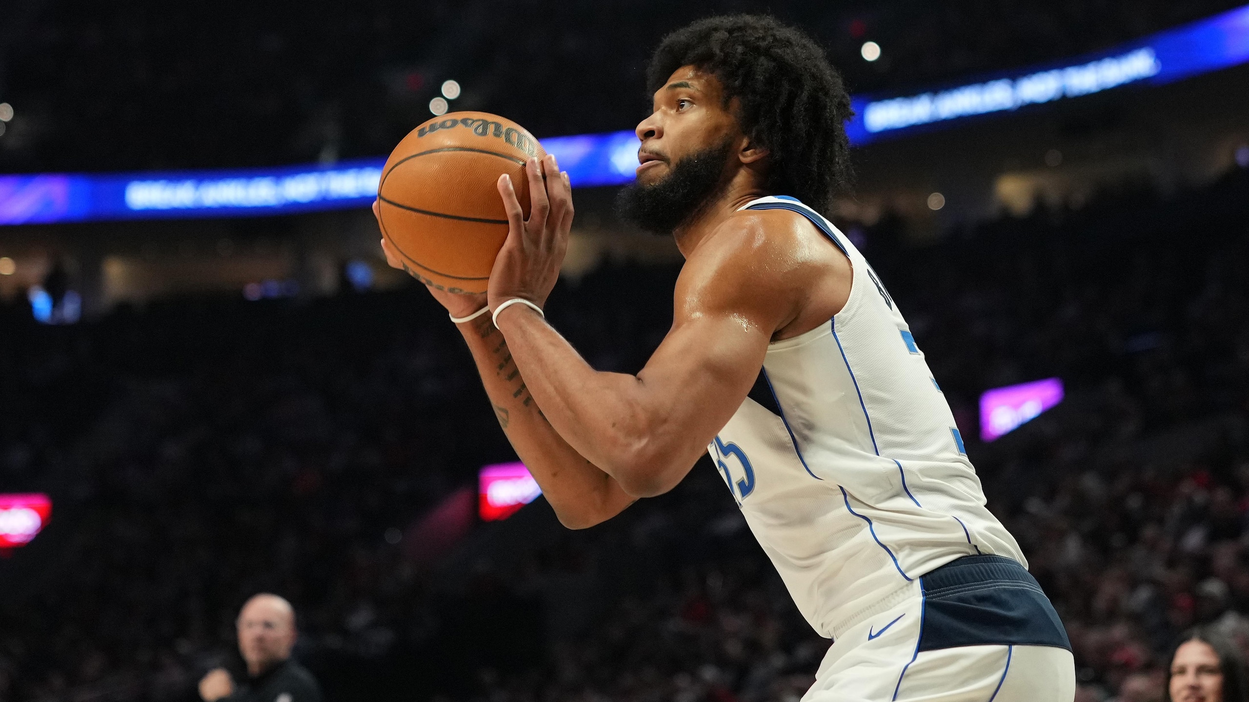Dallas Mavericks v Portland Trail Blazers