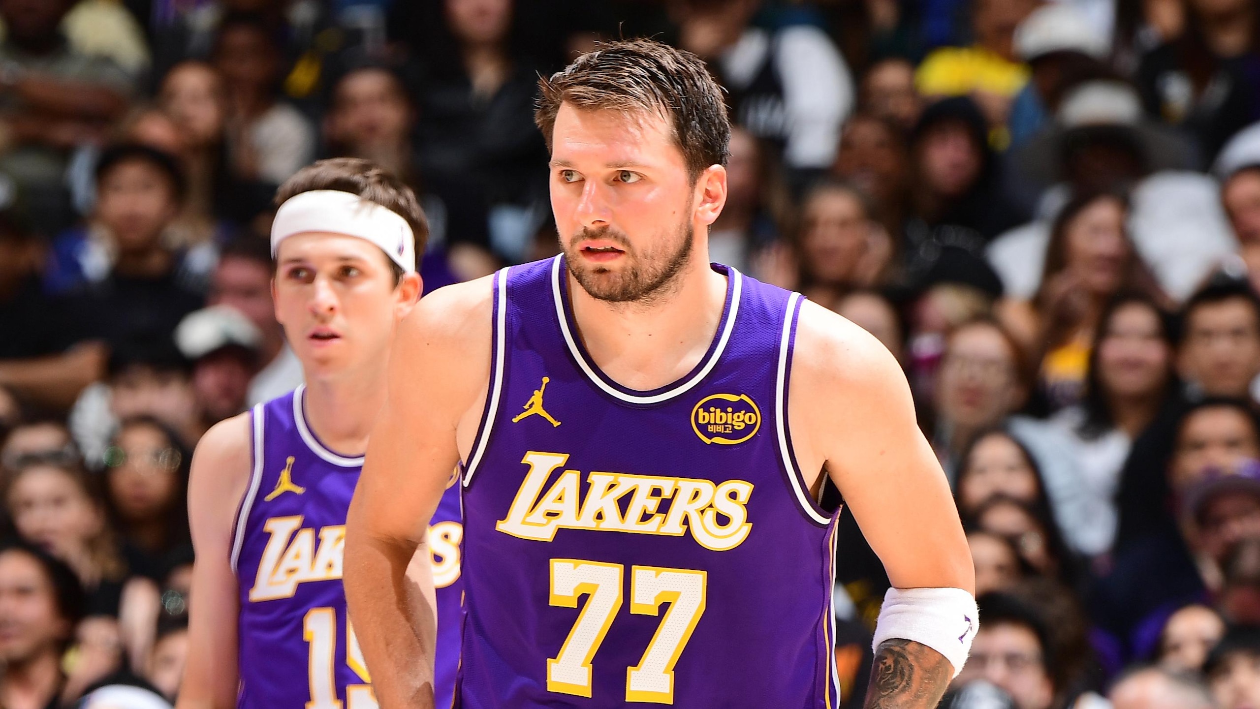 Brooklyn Nets v Los Angeles Lakers