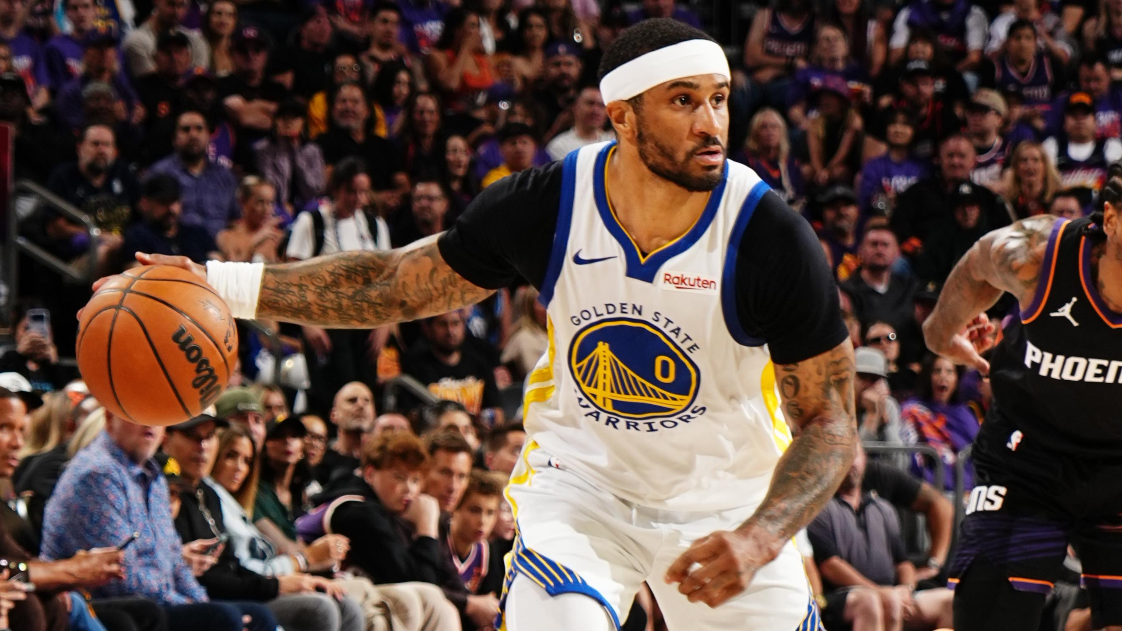 Golden State Warriors v Phoenix Suns - Play-In Tournament