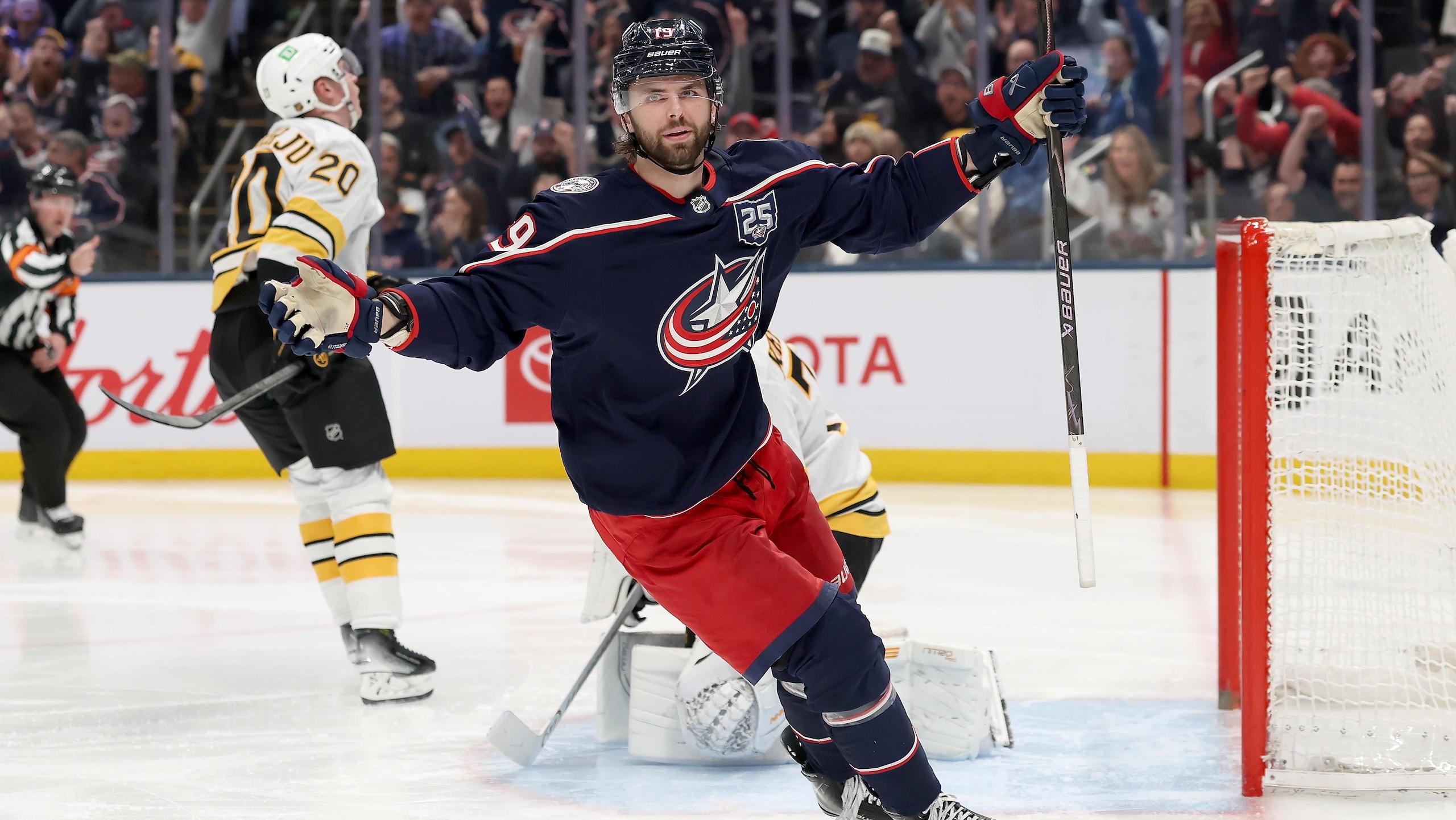 Boston Bruins v Columbus Blue Jackets