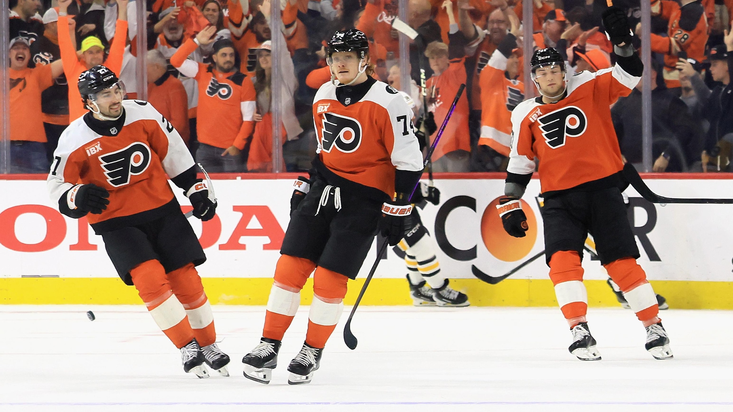 Pittsburgh Penguins v Philadelphia Flyers - Game Three Pittsburgh Penguins v Philadelphia Flyers - Game Three