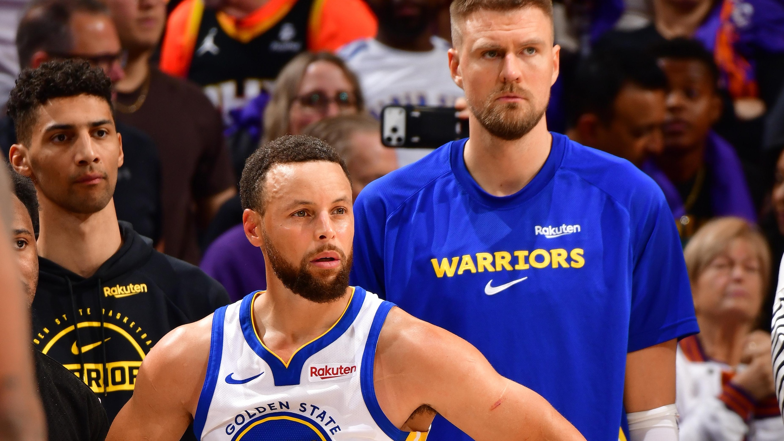 Golden State Warriors v Phoenix Suns - Play-In Tournament Golden State Warriors v Phoenix Suns - Play-In Tournament