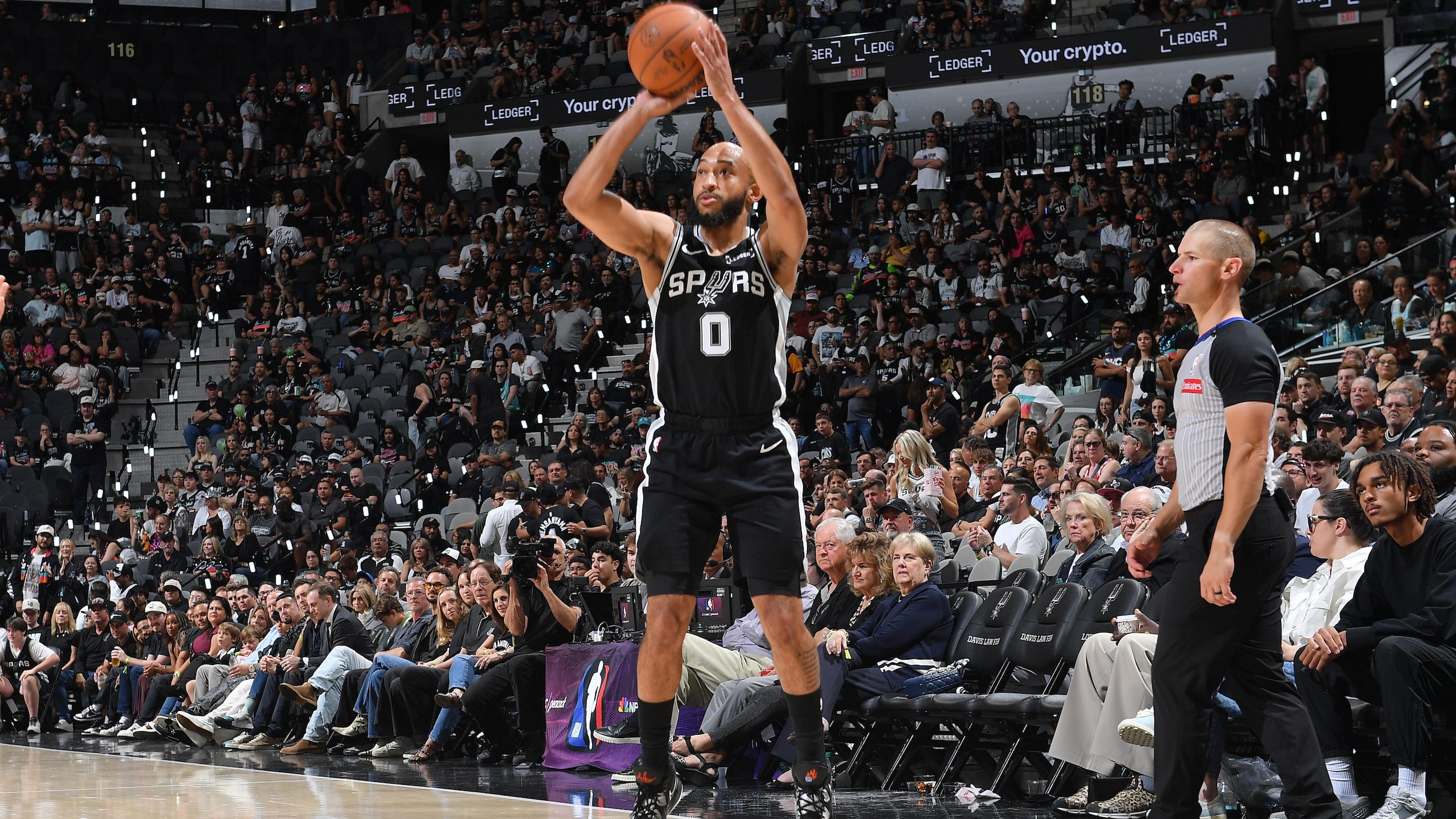 Oklahoma City Thunder v San Antonio Spurs - Game Six