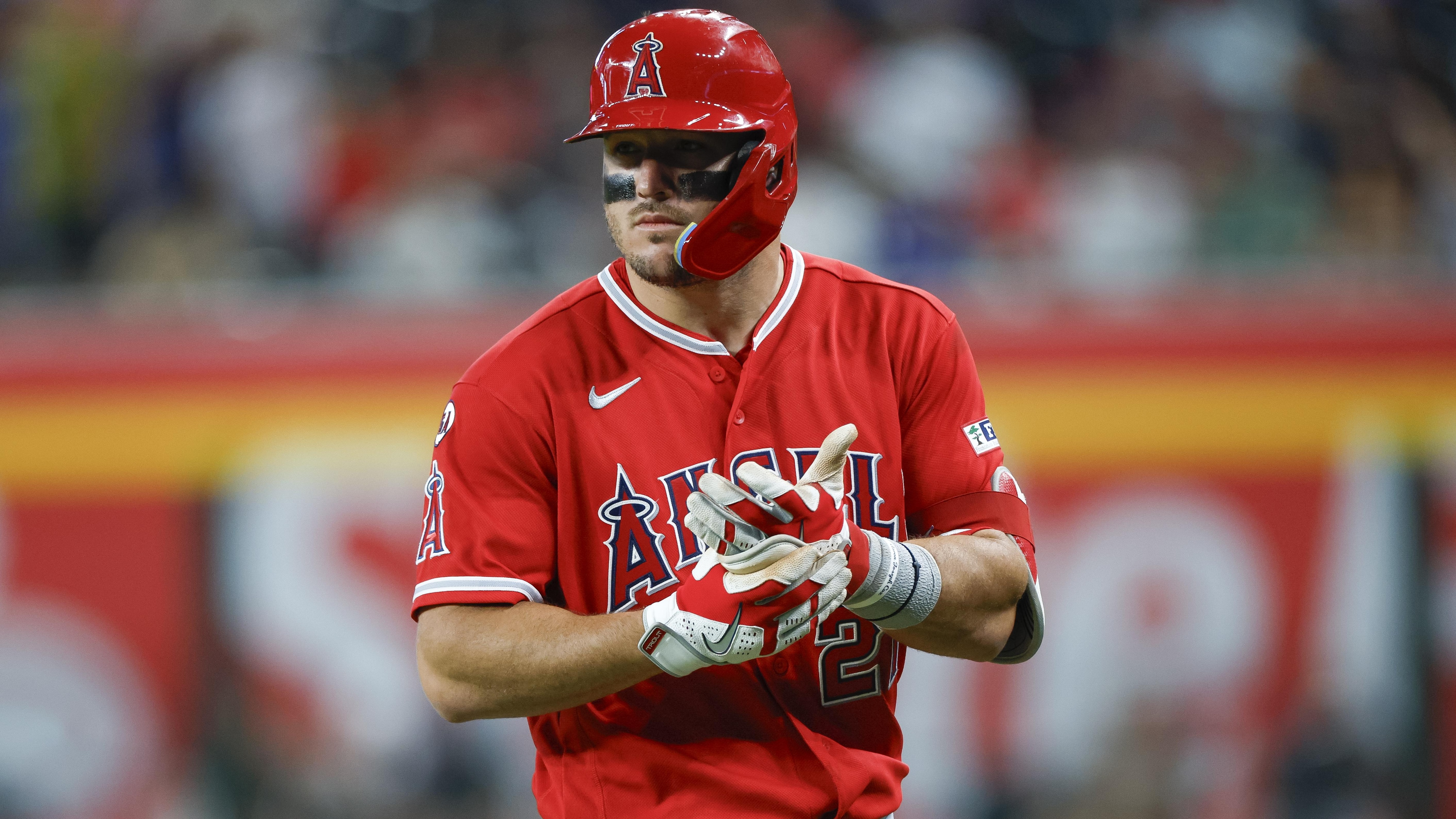 Los Angeles Angels v Arizona Diamondbacks