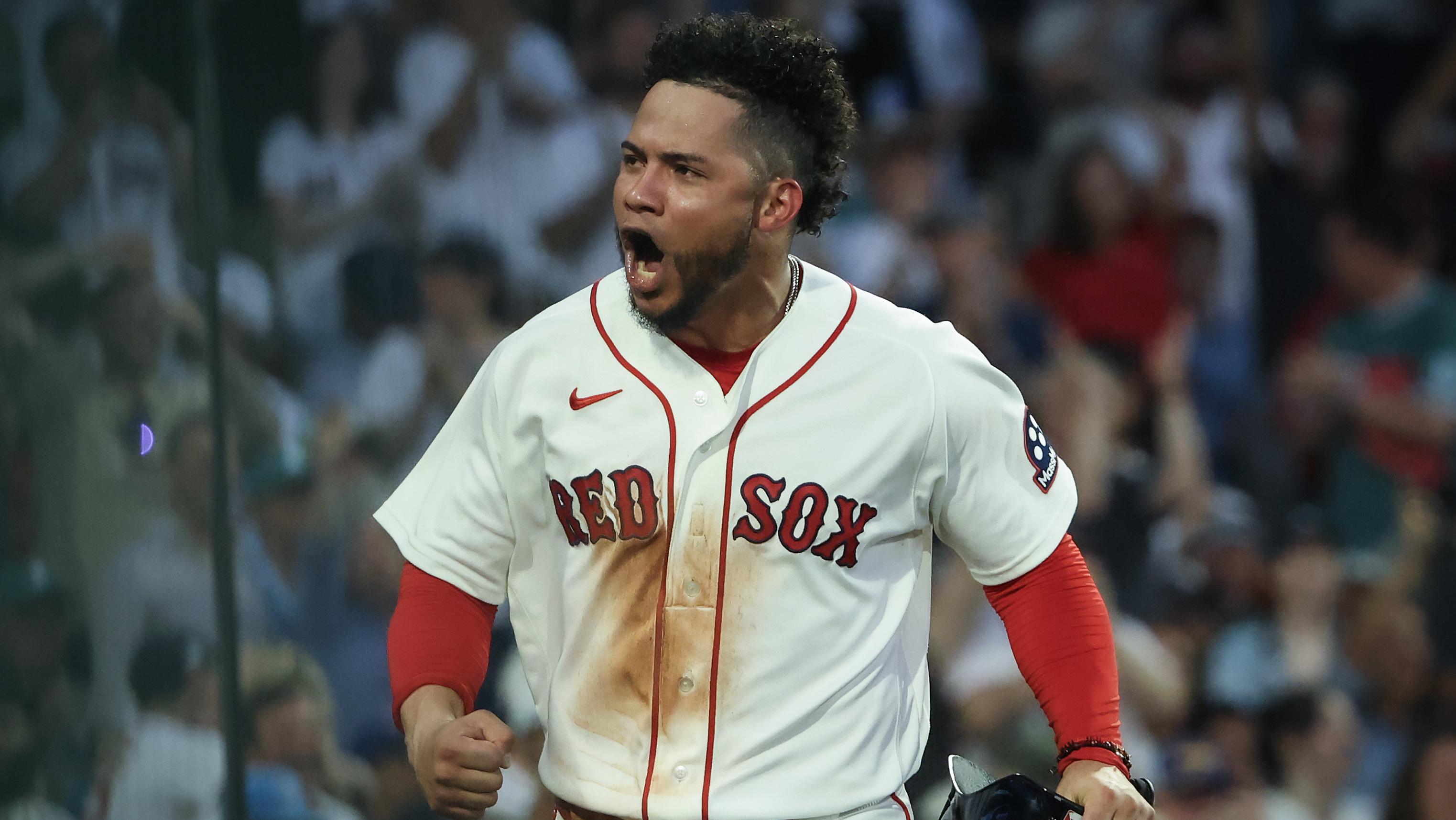 'That was something': Red Sox get past late blunders and sweep Yankees with Jarren Duran's 10th-inning walk-off