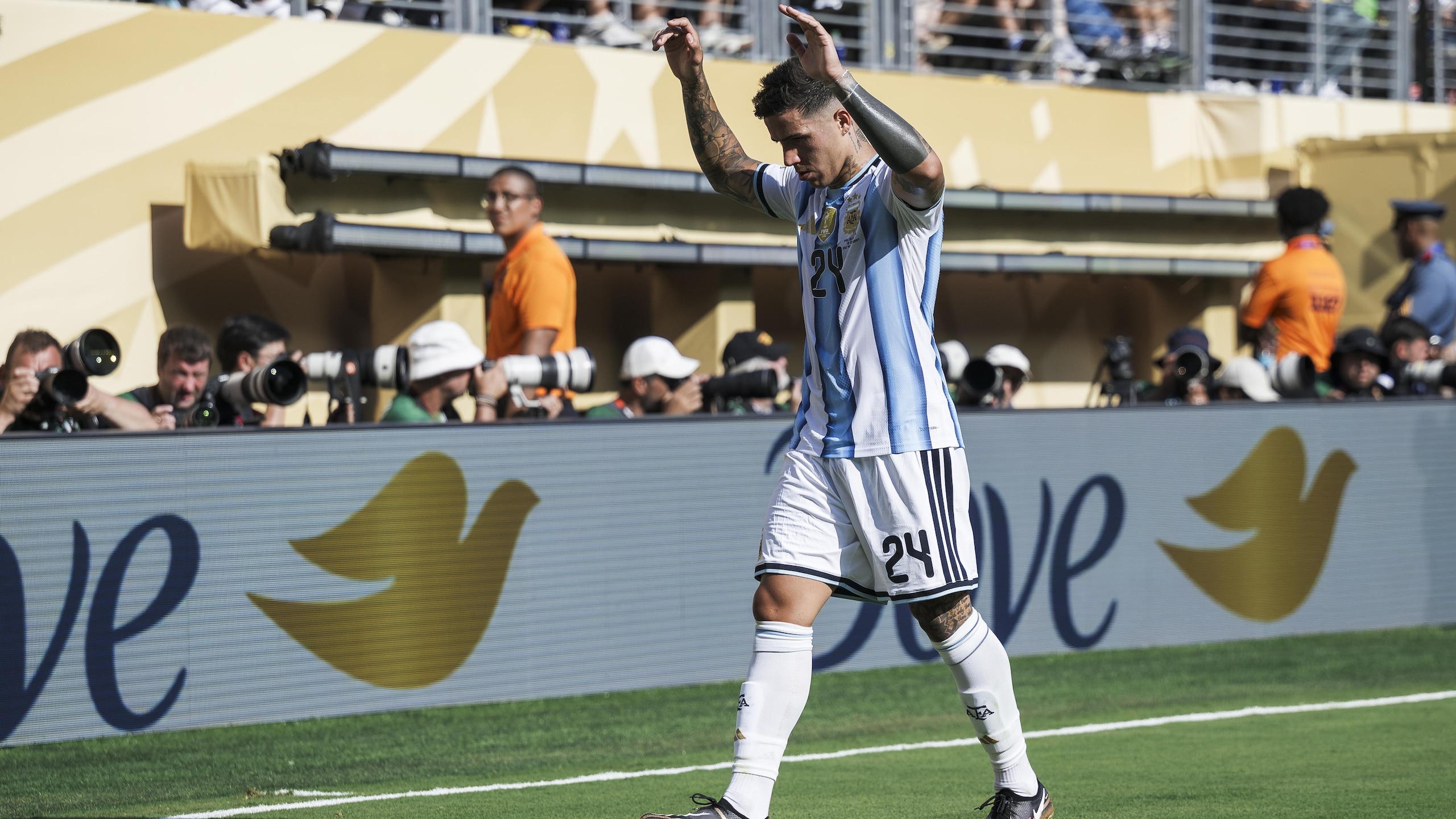 Enzo Fernandez of Argentina gestures as he leaves the pitch Enzo Fernandez of Argentina gestures as he leaves the pitch