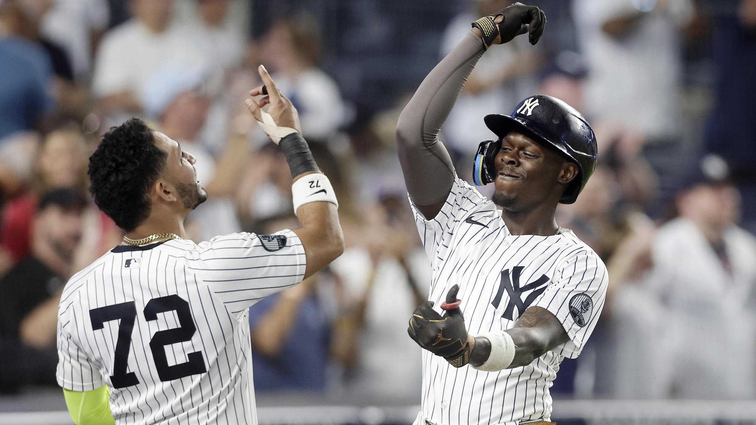 Los Angeles Dodgers v New York Yankees - Game Two Los Angeles Dodgers v New York Yankees - Game Two