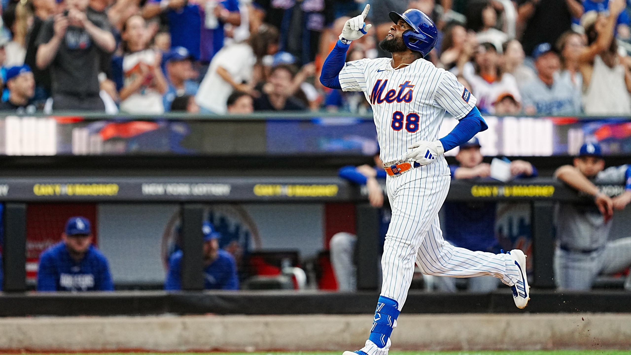 Yankees Want Right-Hand Hitter
