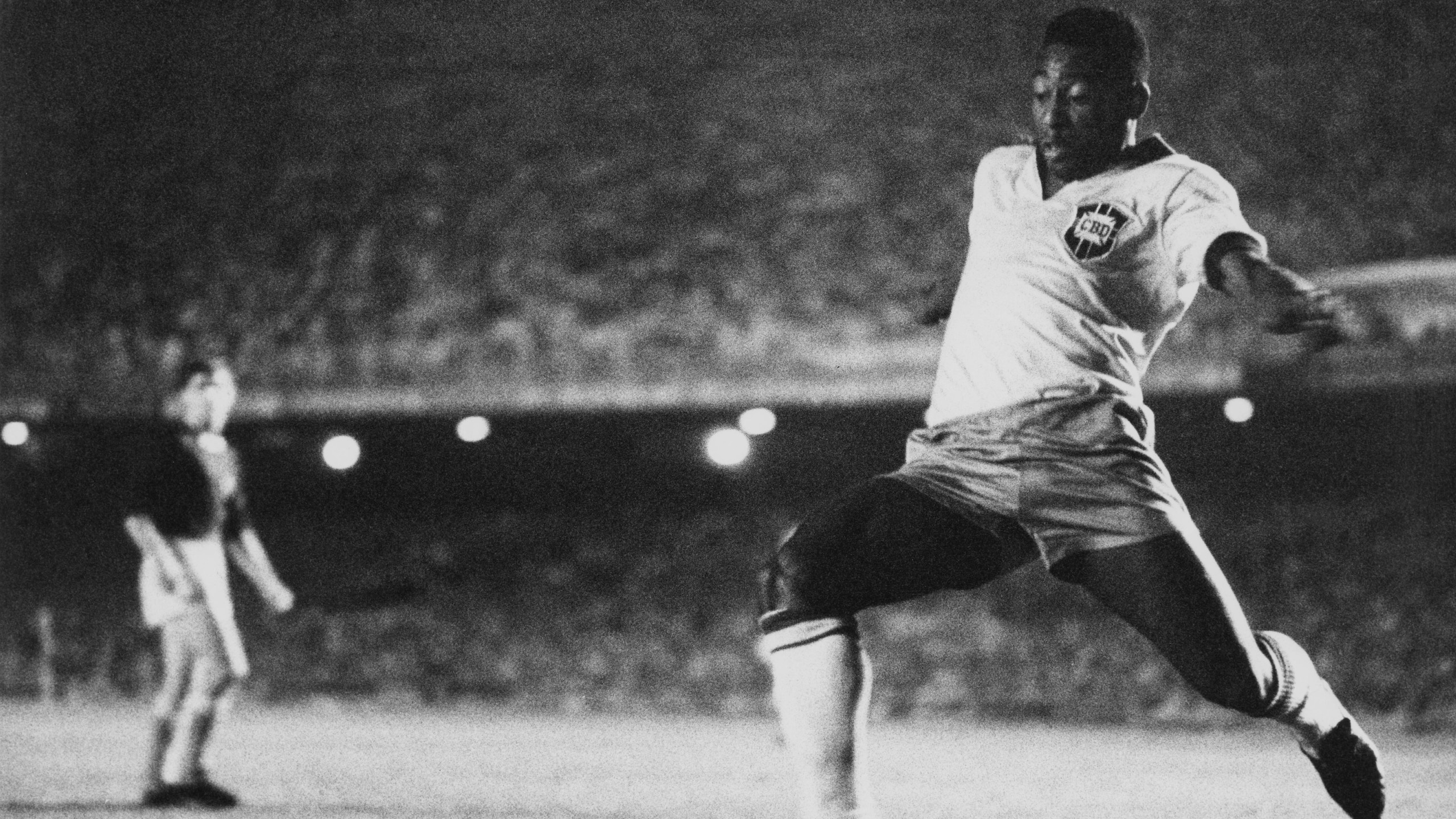 Pele Plays