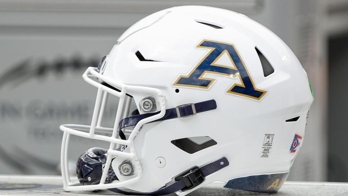 تكشف Akron Football عن المتأهلين للتصفيات النهائية ليكونوا بمثابة OC للقيادة الأولى للموسم الافتتاحي