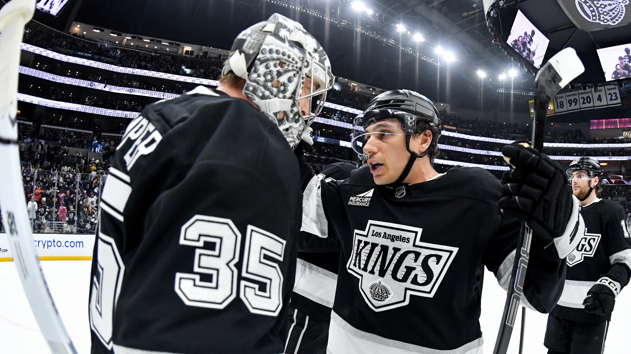 Edmonton Oilers v Los Angeles Kings - Game One Edmonton Oilers v Los Angeles Kings - Game One