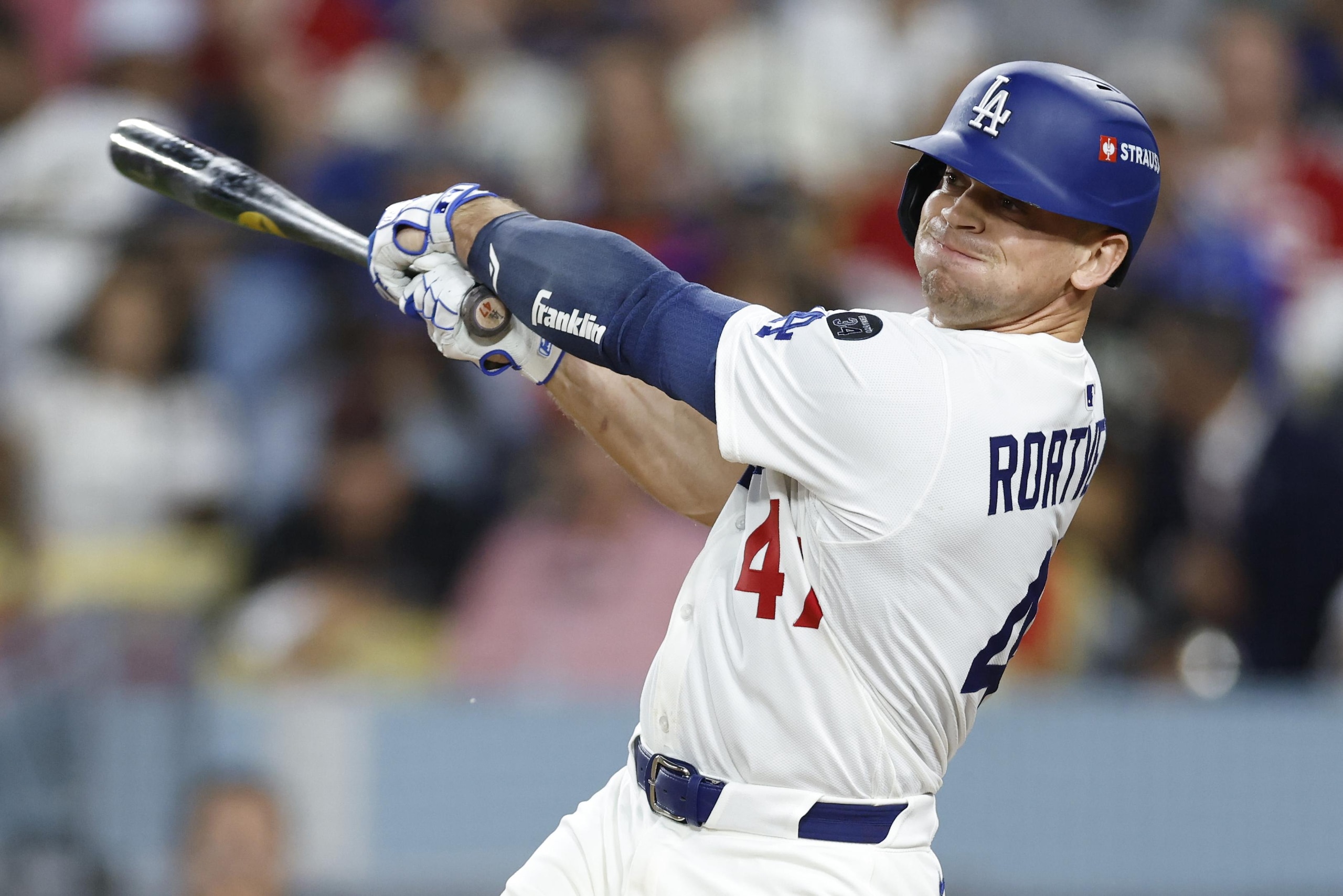 Wild Card Series - Cincinnati Reds v Los Angeles Dodgers - Game Two