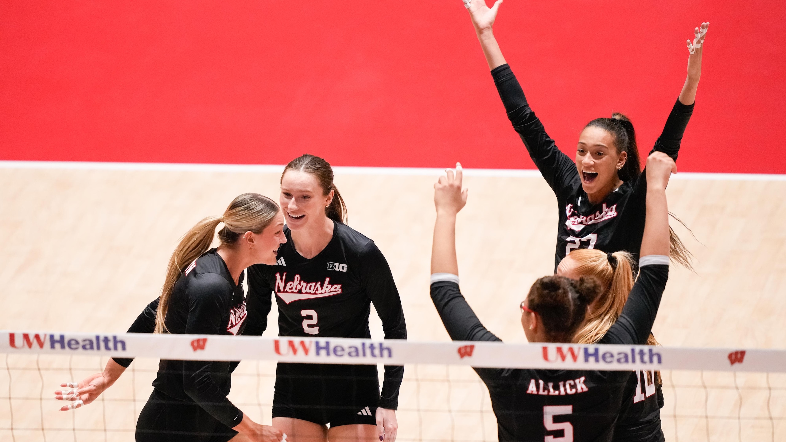 Nebraska v Wisconsin Nebraska v Wisconsin