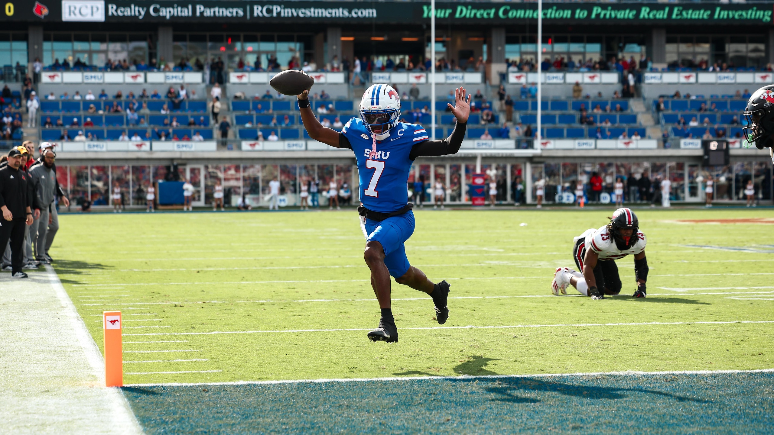 COLLEGE FOOTBALL: NOV 22 Louisville at SMU