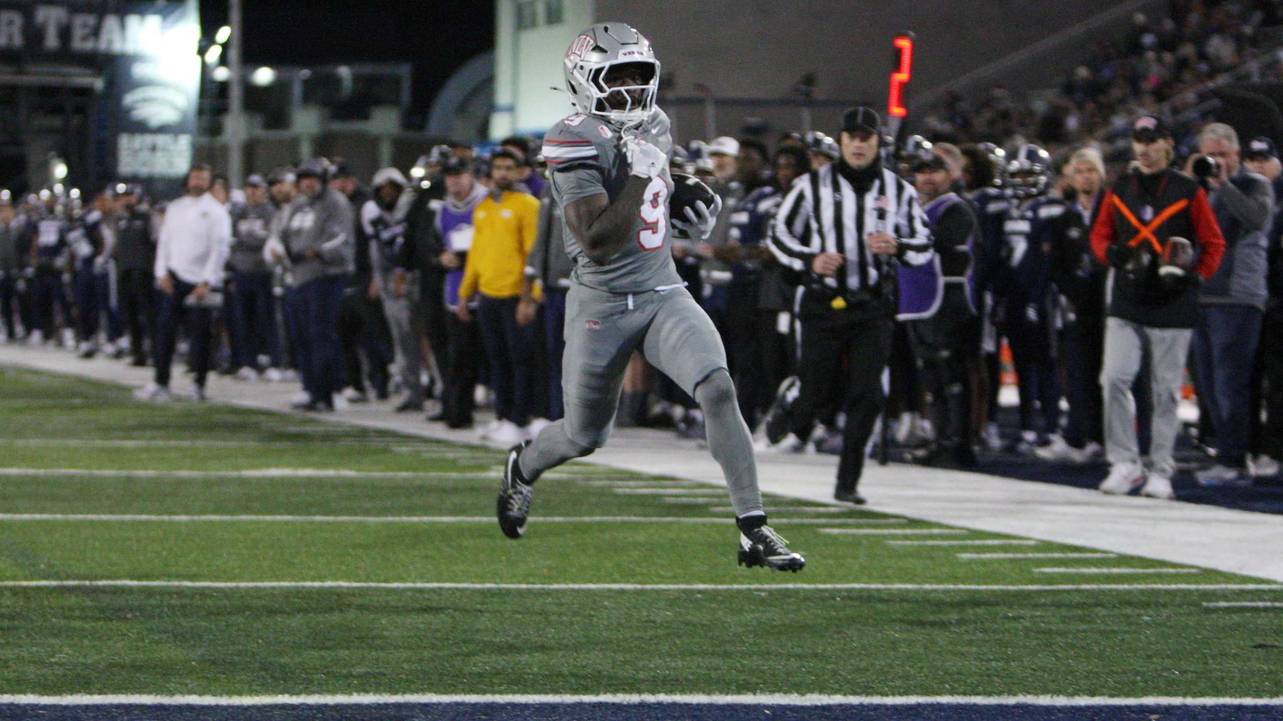 COLLEGE FOOTBALL: NOV 29 UNLV at Nevada