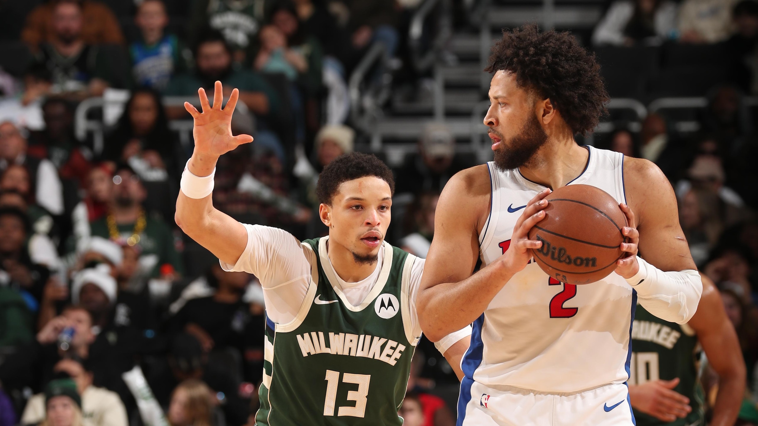 Detroit Pistons v Milwaukee Bucks