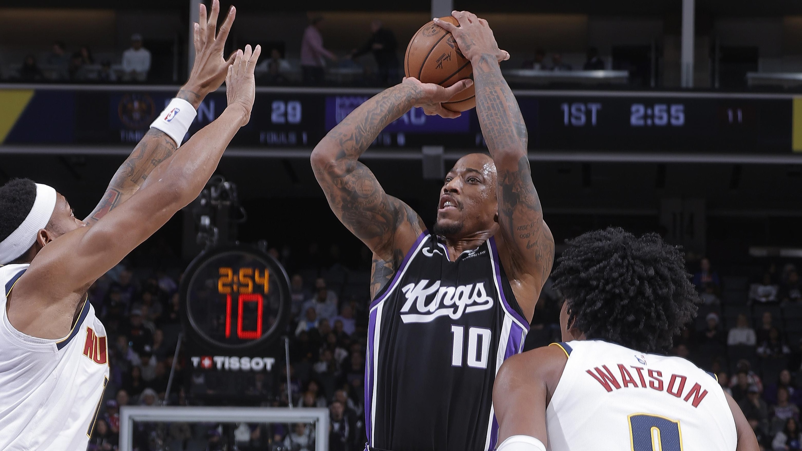 Denver Nuggets v Sacramento Kings