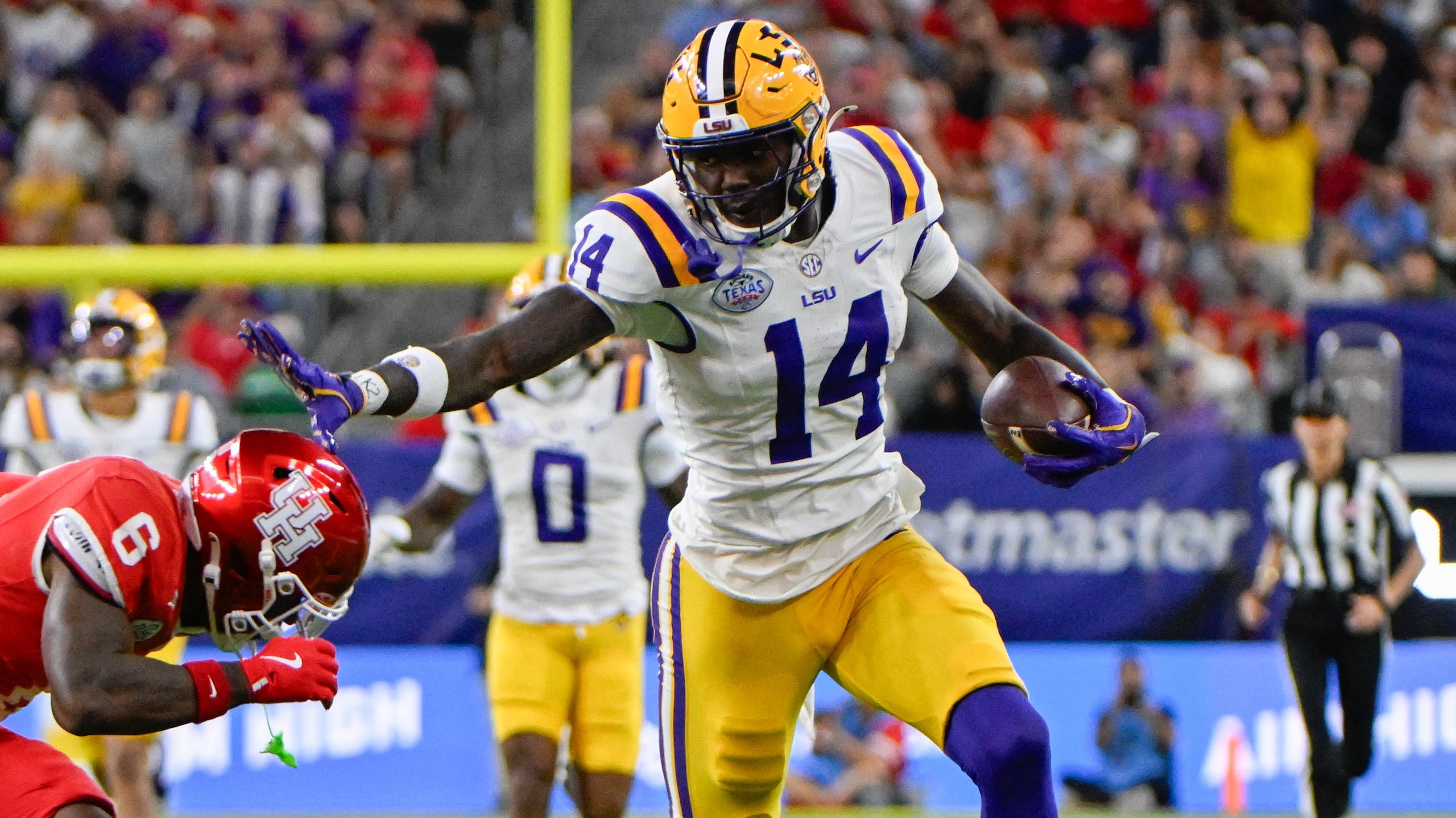 COLLEGE FOOTBALL: DEC 27 Kinder's Texas Bowl LSU vs Houston