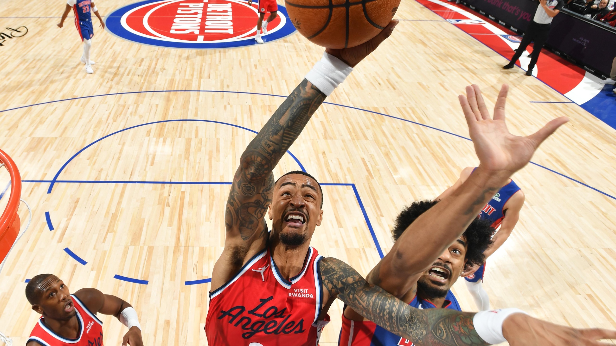 Los Angeles Clippers v Detroit Pistons