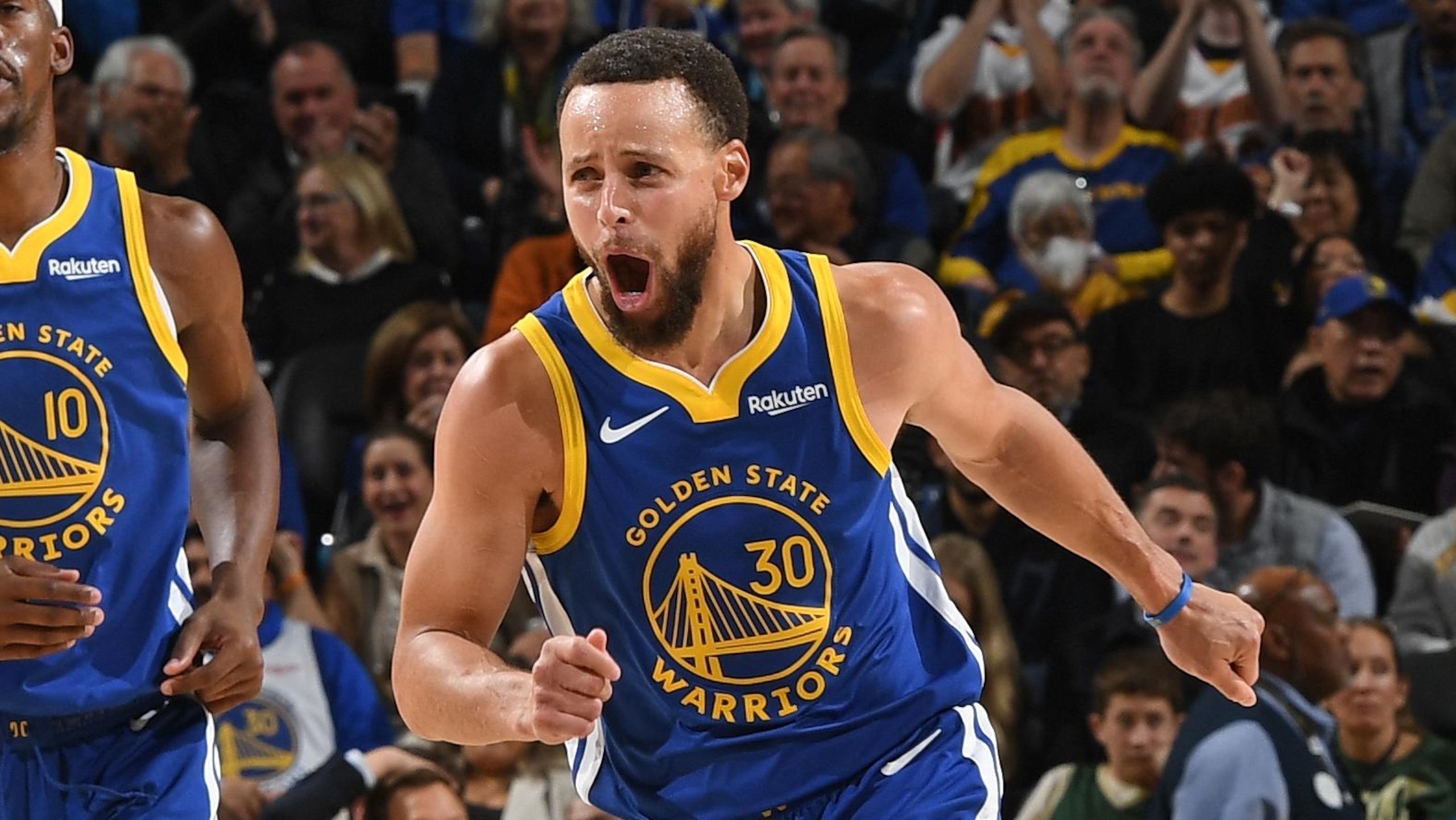 Milwaukee Bucks v Golden State Warriors