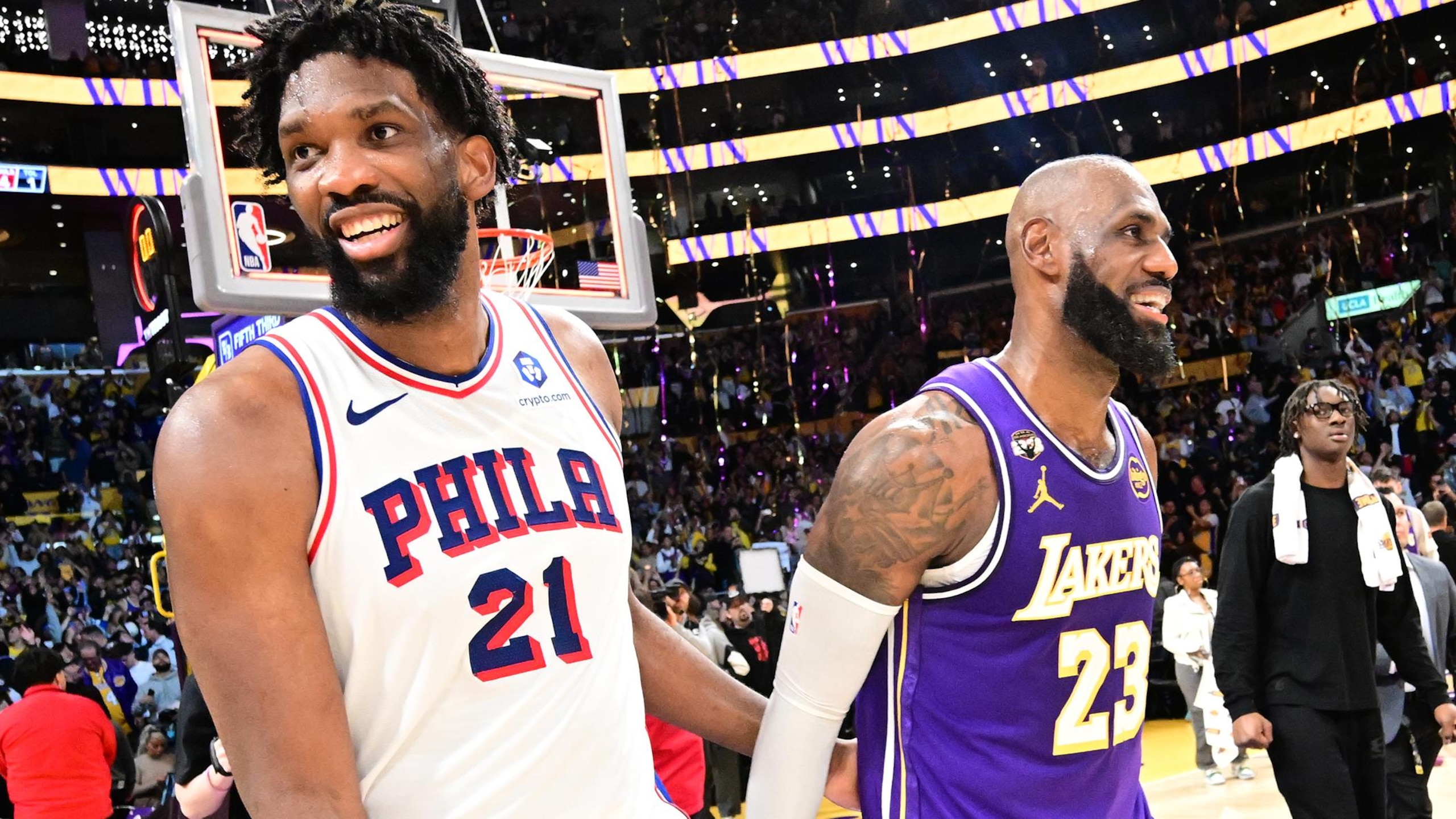 Philadelphia 76ers v Los Angeles Lakers