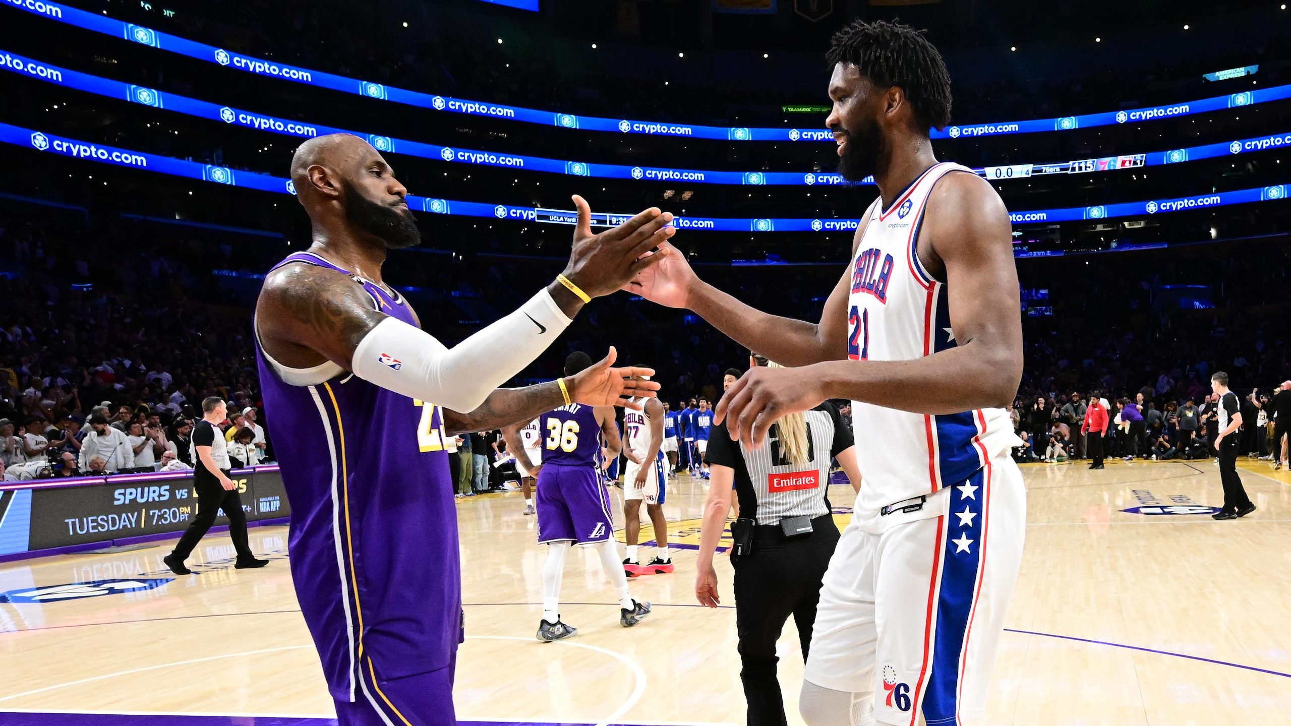 Philadelphia 76ers v Los Angeles Lakers Philadelphia 76ers v Los Angeles Lakers